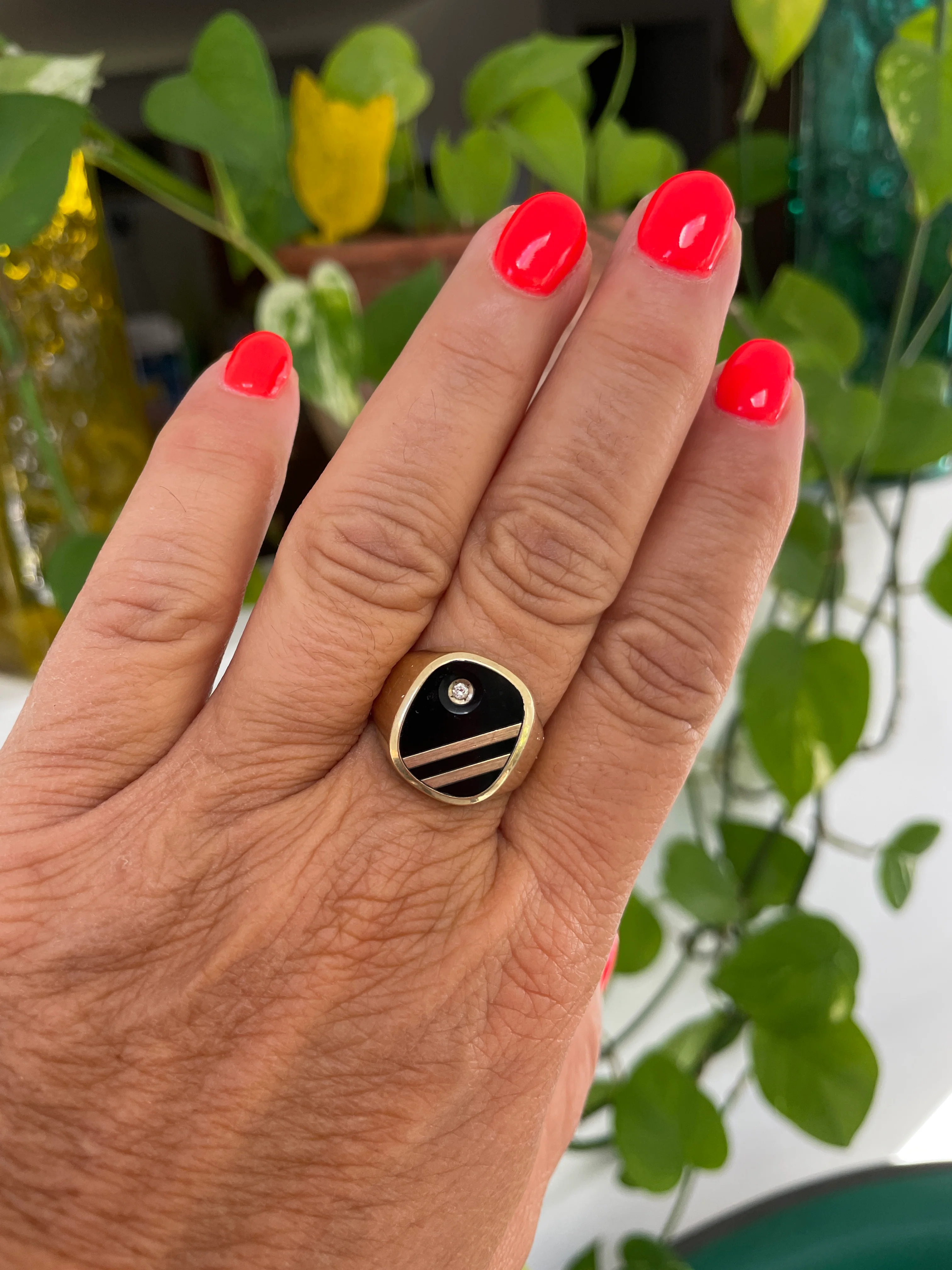 60s Mid Century 10k Gold Onyx Diamond Ring Unisex - Image 3