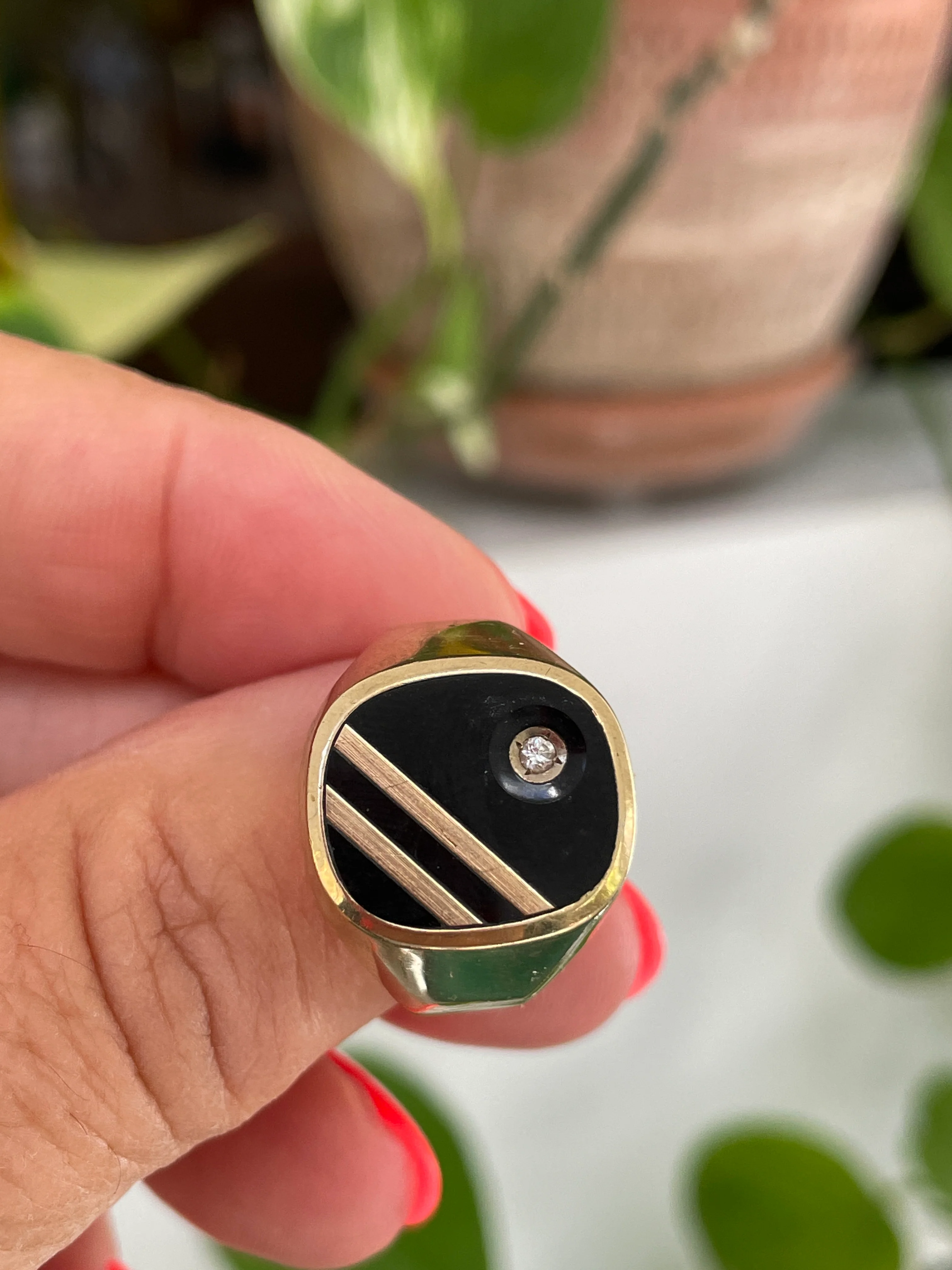 60s Mid Century 10k Gold Onyx Diamond Ring Unisex - Image 4