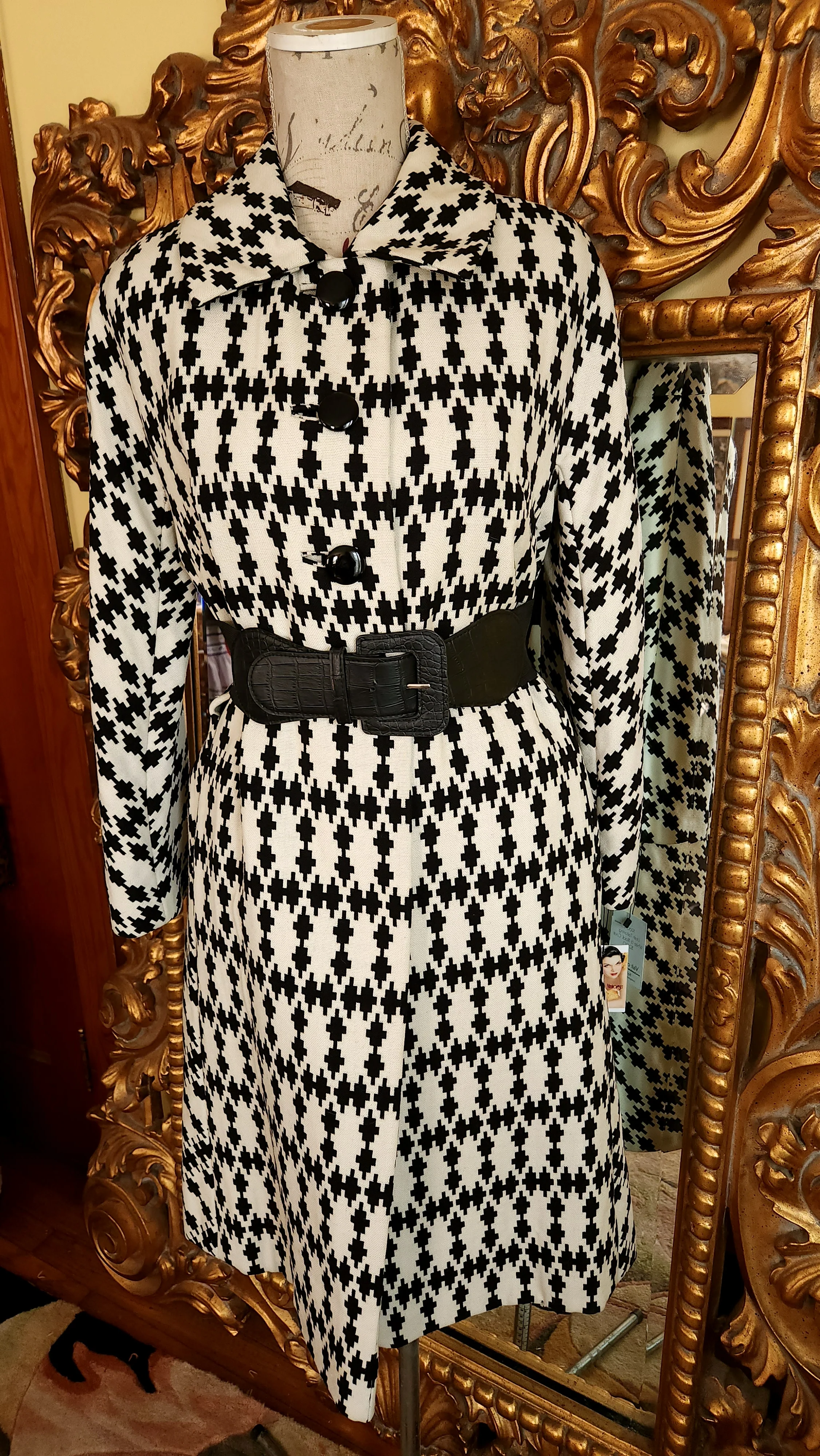 60s Mod Black And White Coat By Utah Tailoring Mills - Image 5