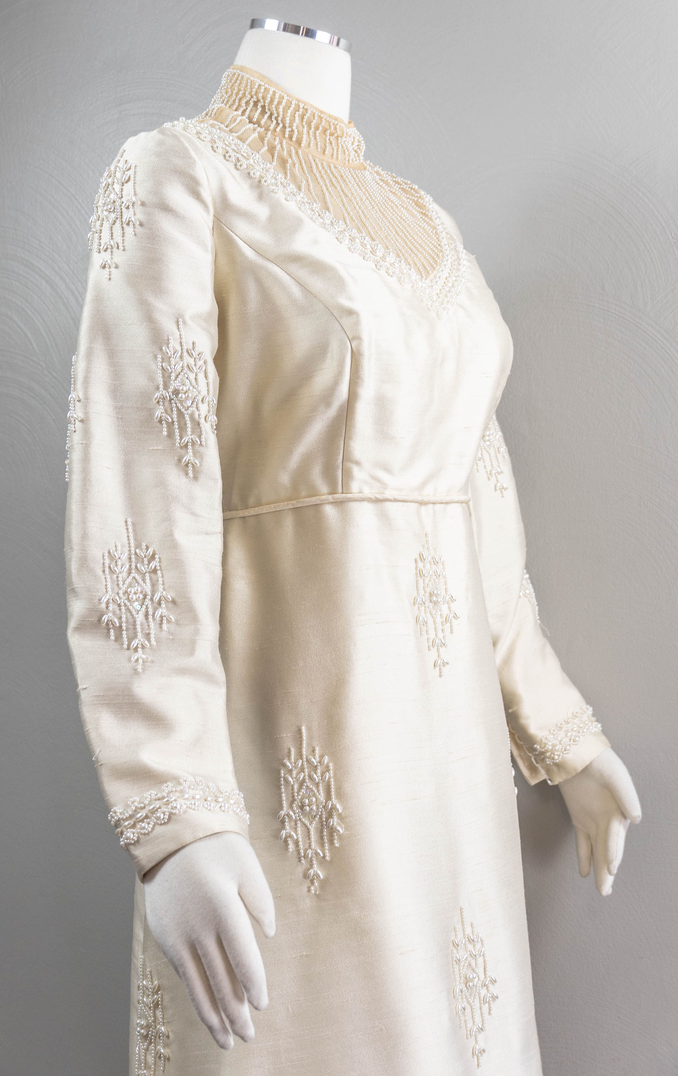 60s Mod Cream Silk Shantung Gown Illusion Neckline - Image 5