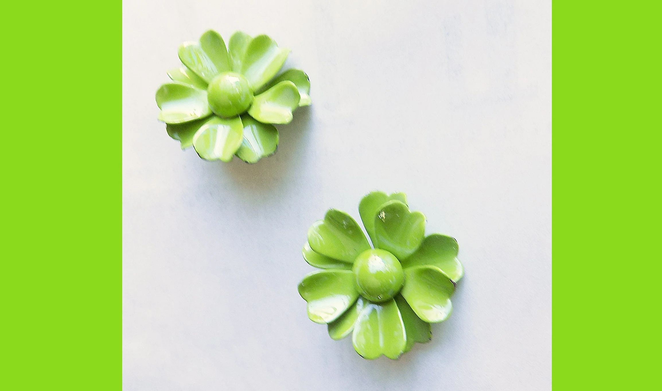 60s Mod Enamel Flower Clip On Earrings In Lime Green - Image 4