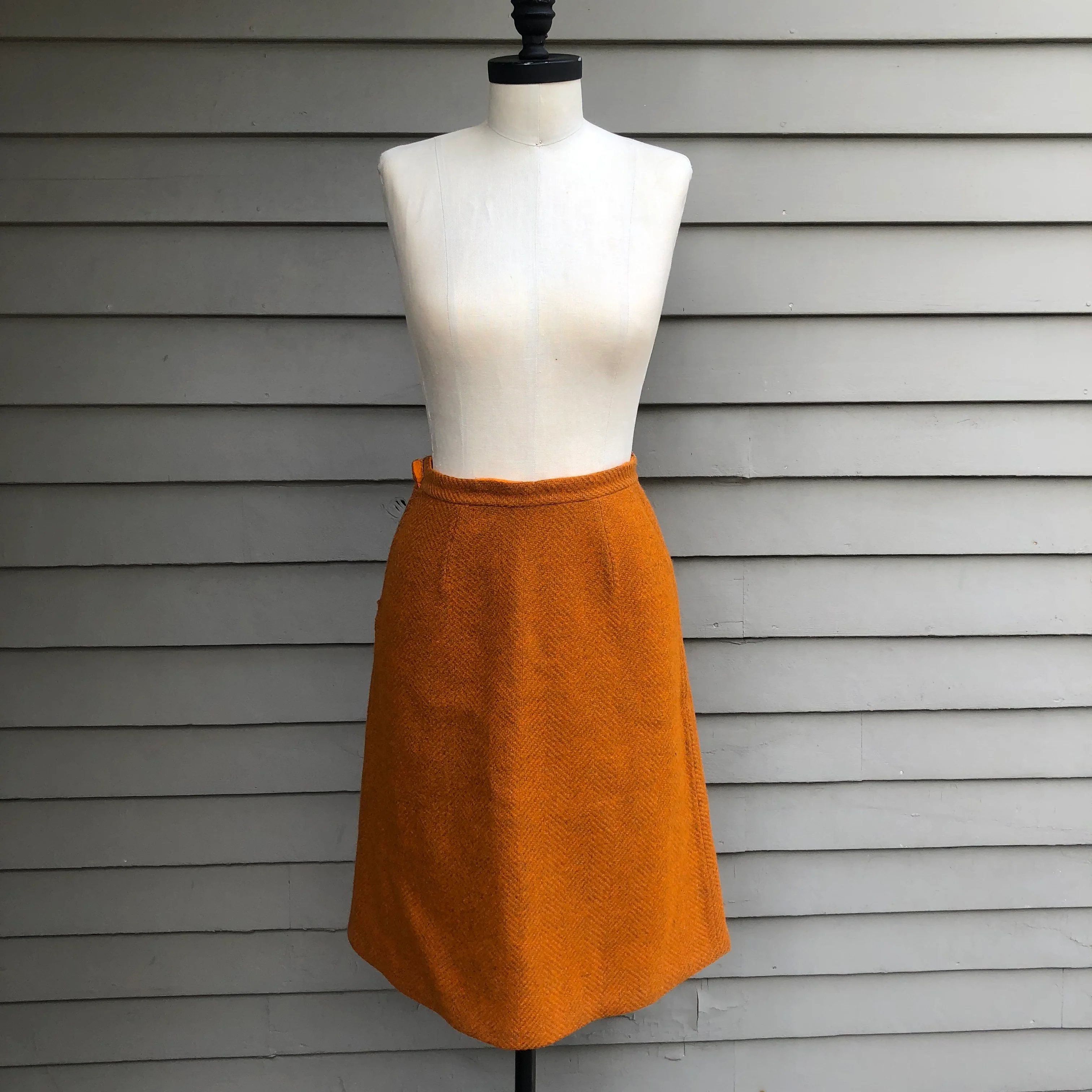 60s Mod Pumpkin Orange Italian Wool Tweed Suit Set By Qibd of Florence - Image 13