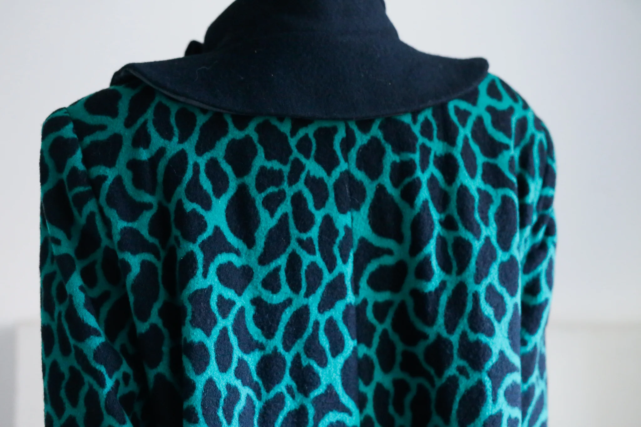 60s Novelty Print Emerald Trapeze Style Wool Coat By L'oeil De Paris - Image 6