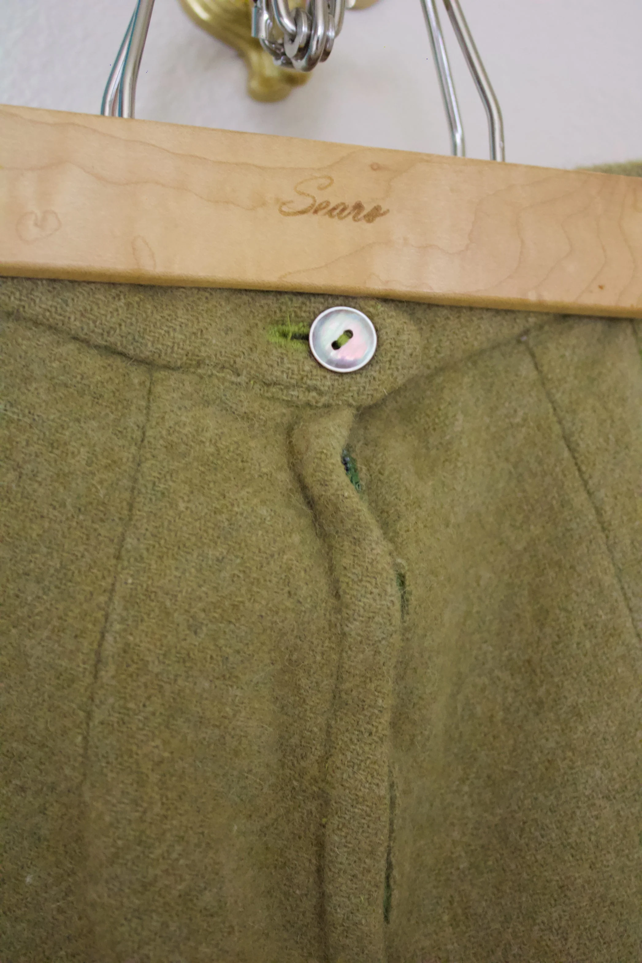 60s Olive Green Wool Skirt with Mother of Pearl Style Button - Image 4