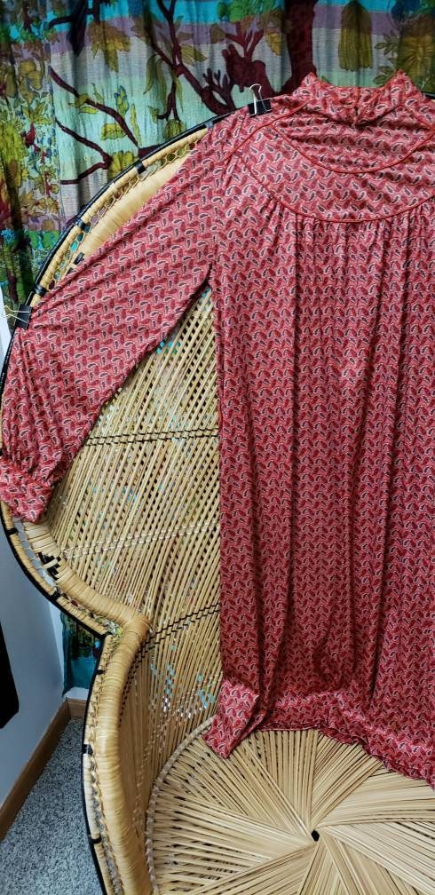 60s Paisley Long Sleeve Nightgown Sm/md by Queens Way To Fashion - Image 6