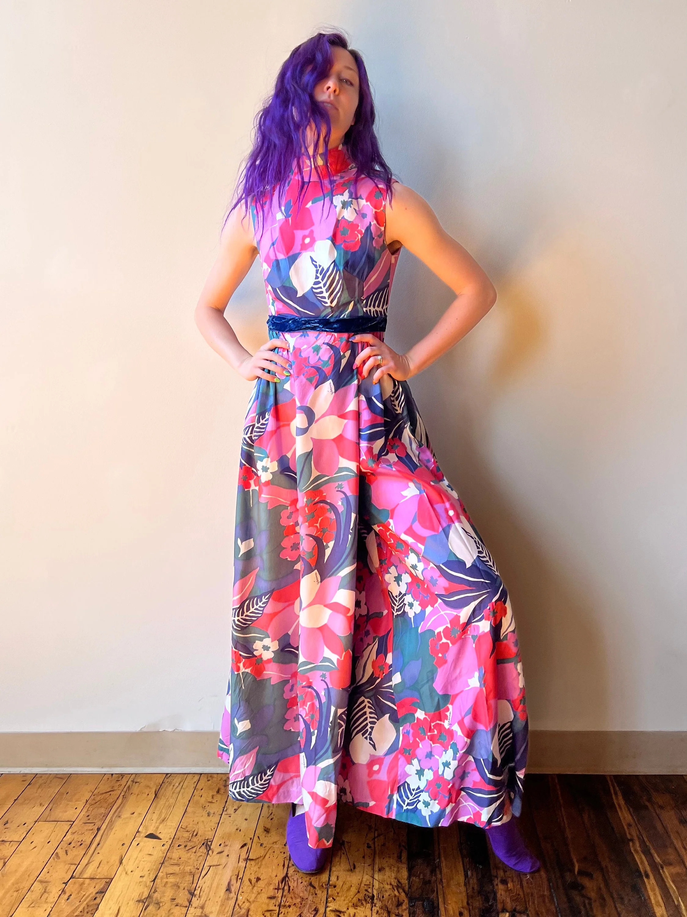 60s Palazzo Pant Wide Leg Dramatic Jumpsuit Pantsuit Tropical Floral Mockneck Sleeveless by Designer Yánina - Image 8