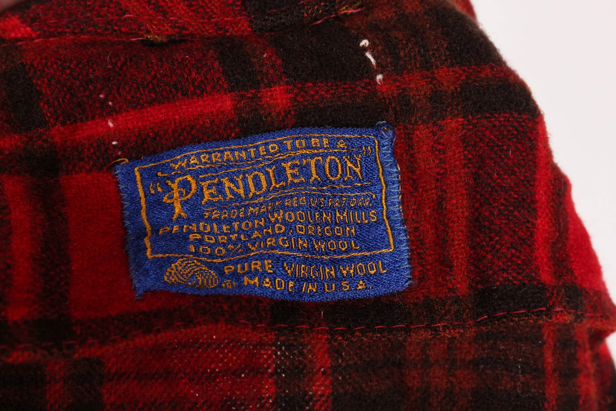60s Pendleton Brand 100% Wool Red Plaid Men's Bath Bed Robe One Size Fits Dry Clean Only by Pendleton - Image 2