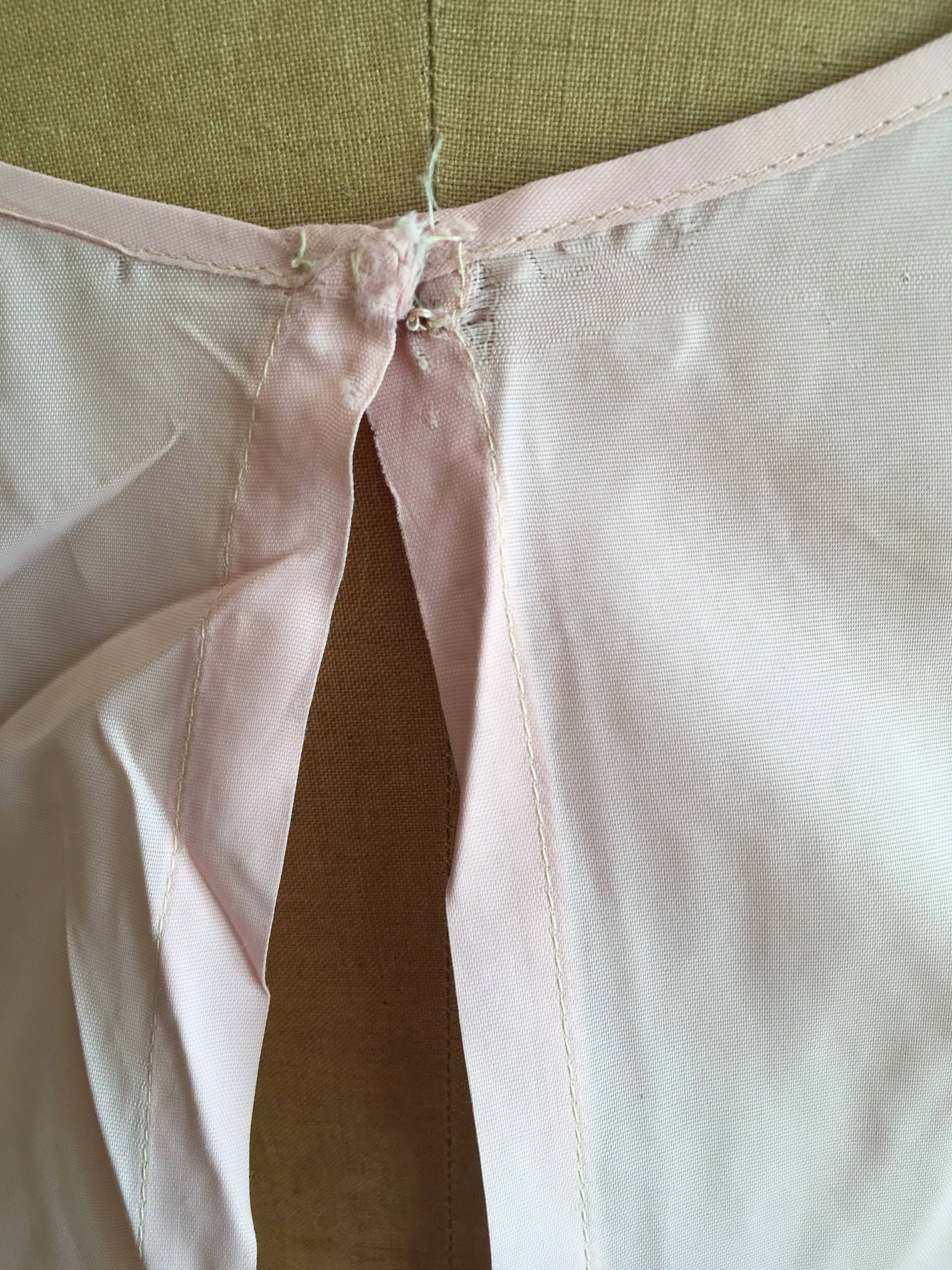 60's Pink Linen Dress with Bows by Adele Martin - Image 8