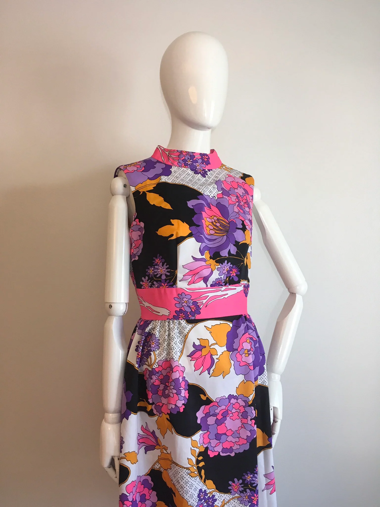 60's Pink Mod Floral Op Art Dress by Hudson’s - Image 4