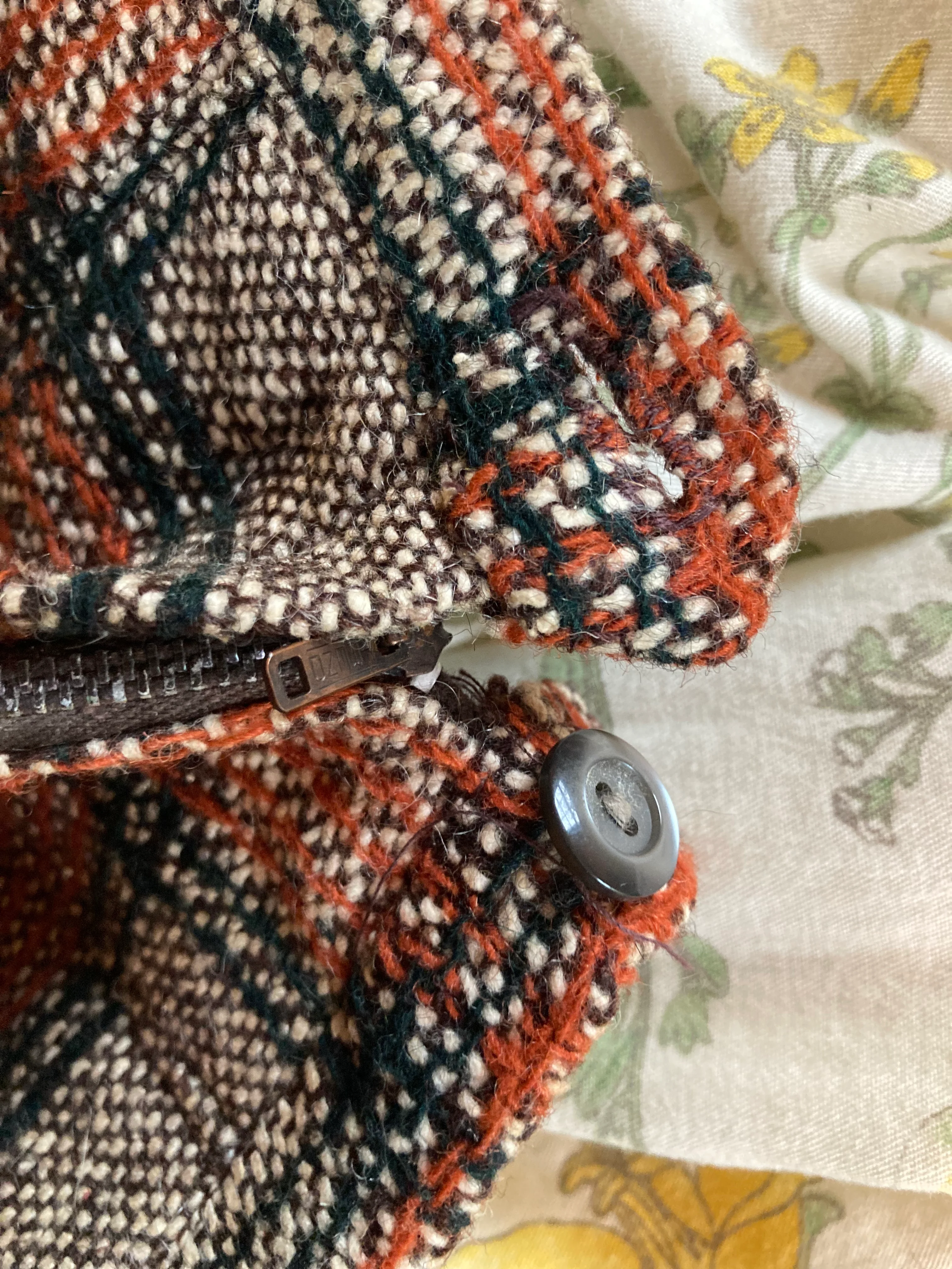 60s Pleated Autumnal Preppy Schoolgirl Skirt - Image 6