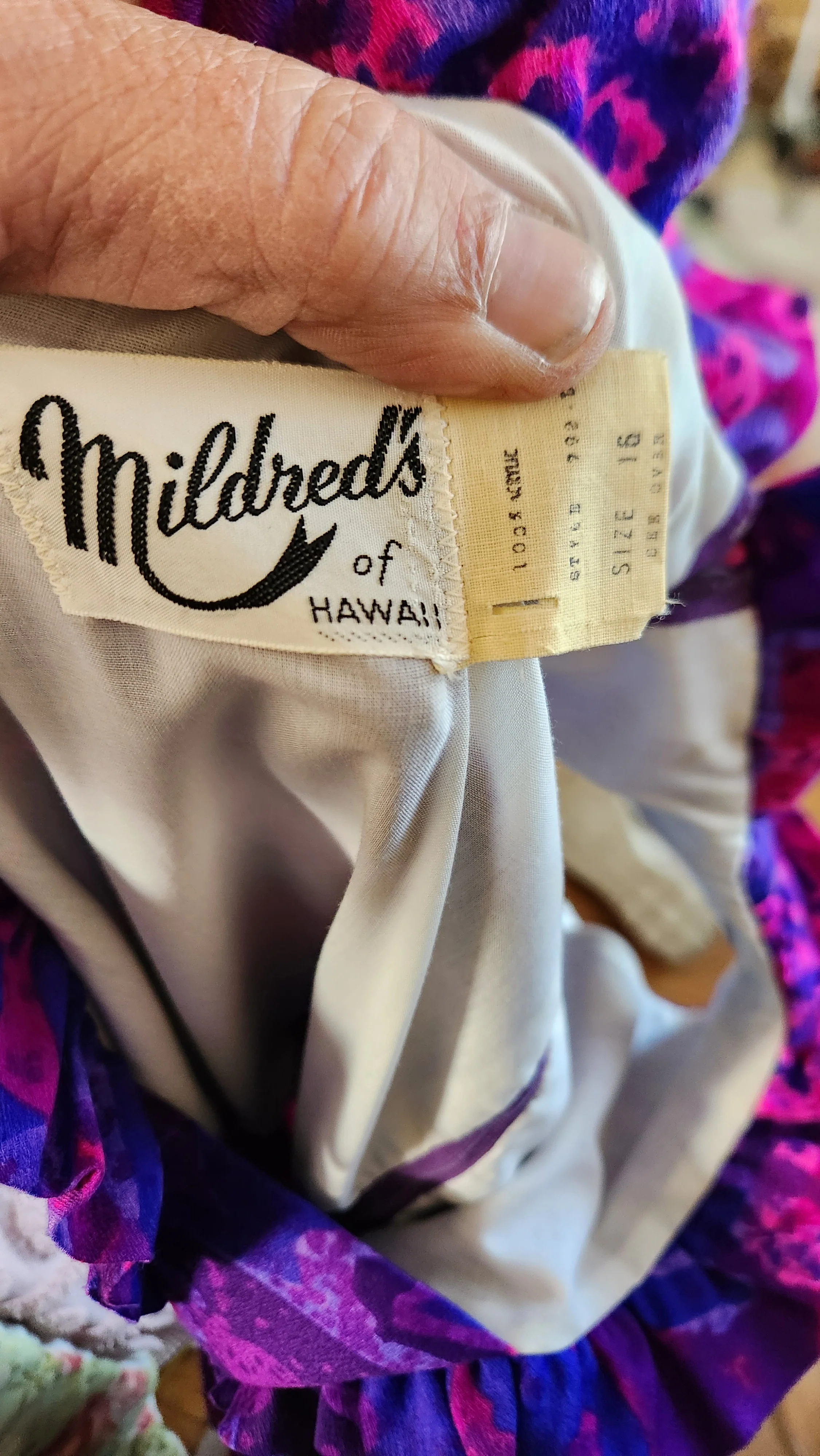 60s Purple And Pink Hawaiian Dress With Ruffled Collar By Mildred's of Hawaii - Image 6