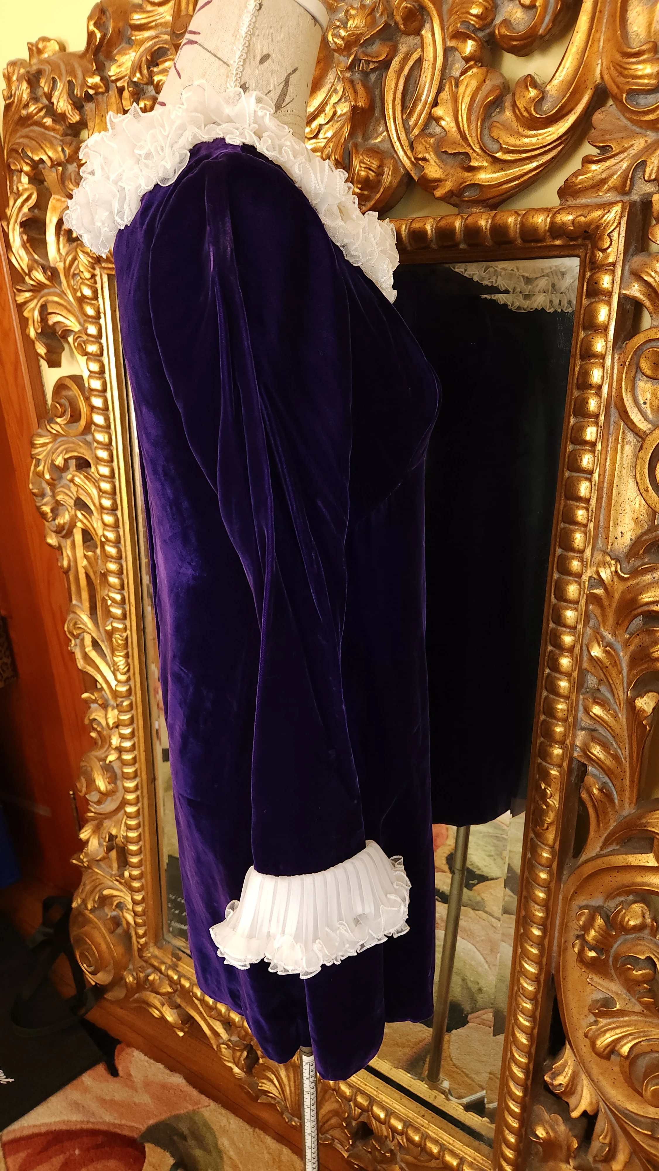 60s Purple Velvet Mod Mini Dress With Ruffled Collar - Image 4