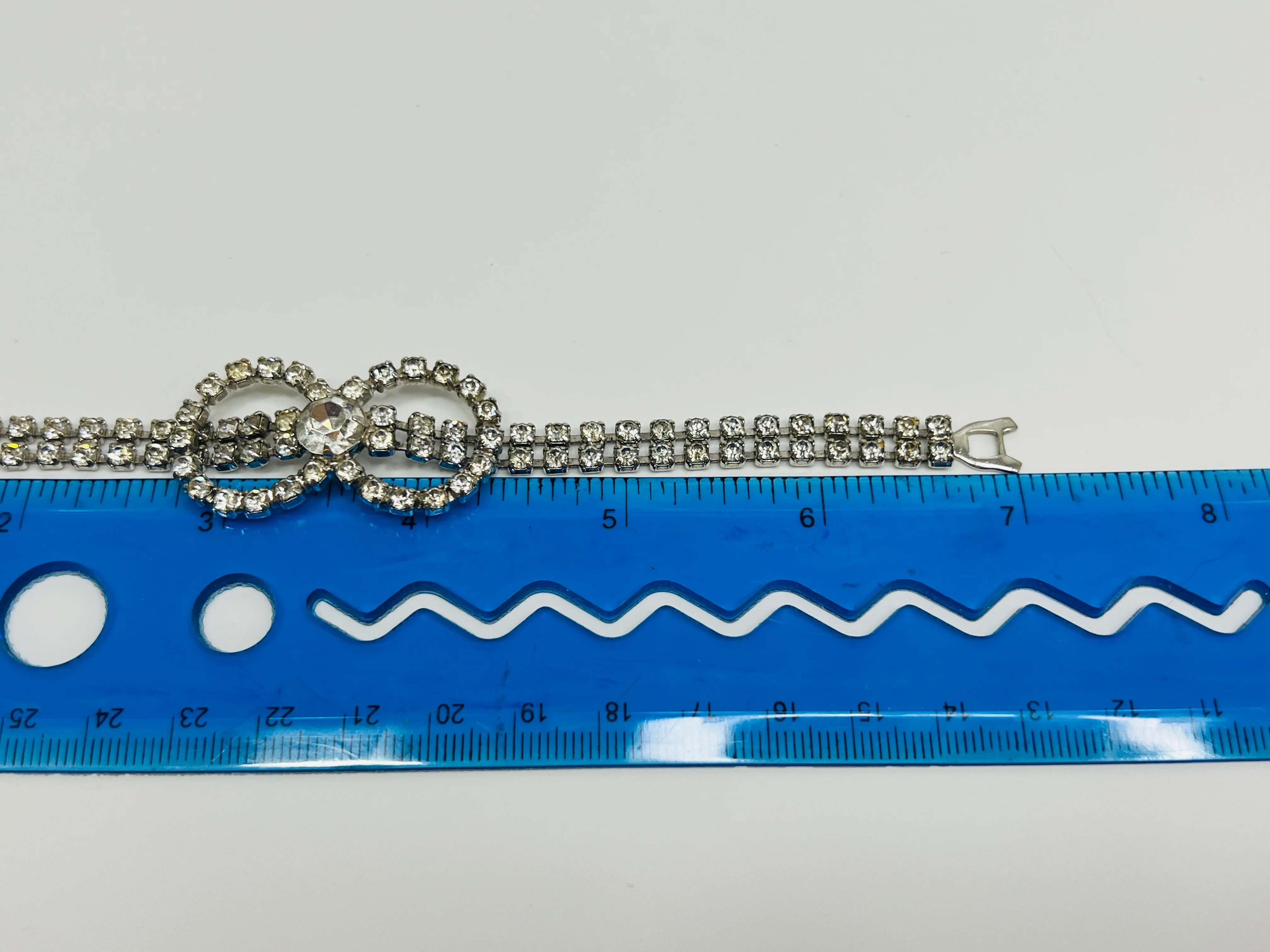 60s Rhinestone Bracelet Silver Tone Knot Estate 7 In - Image 7
