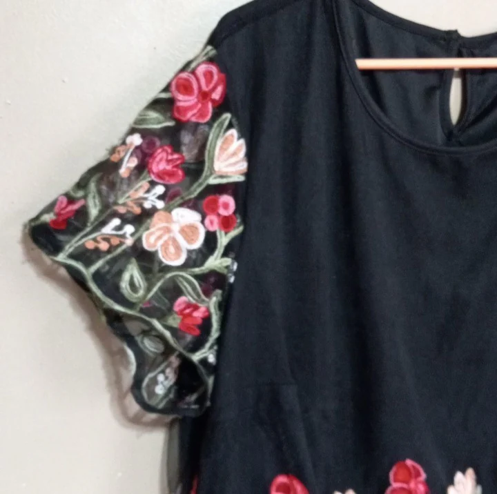 60s Semi Sheer Floral Over Lining Top By Cato - Image 3