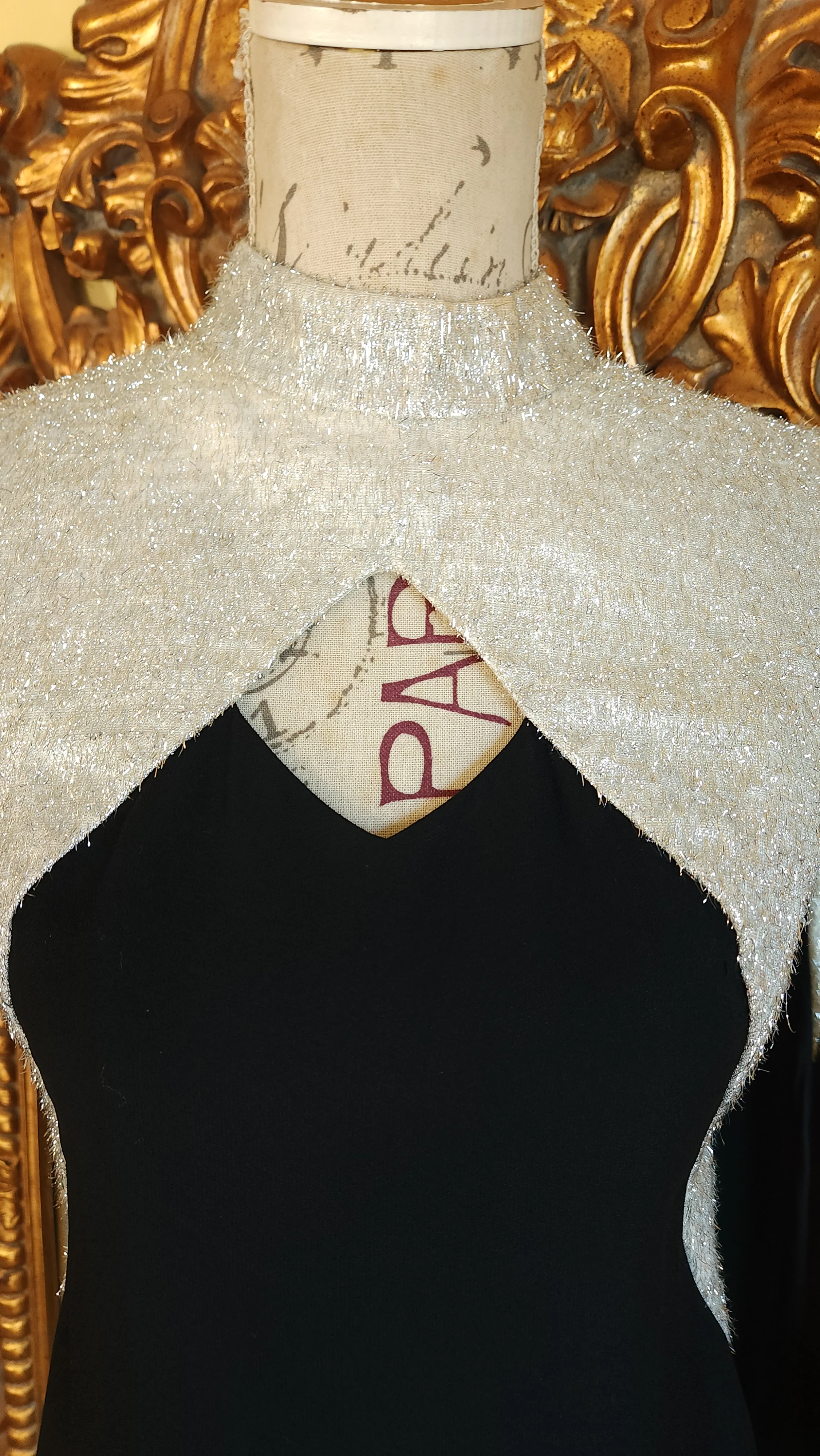 60s Silver Eyelash Lamé And Black Mod Keyhole Dress - Image 3
