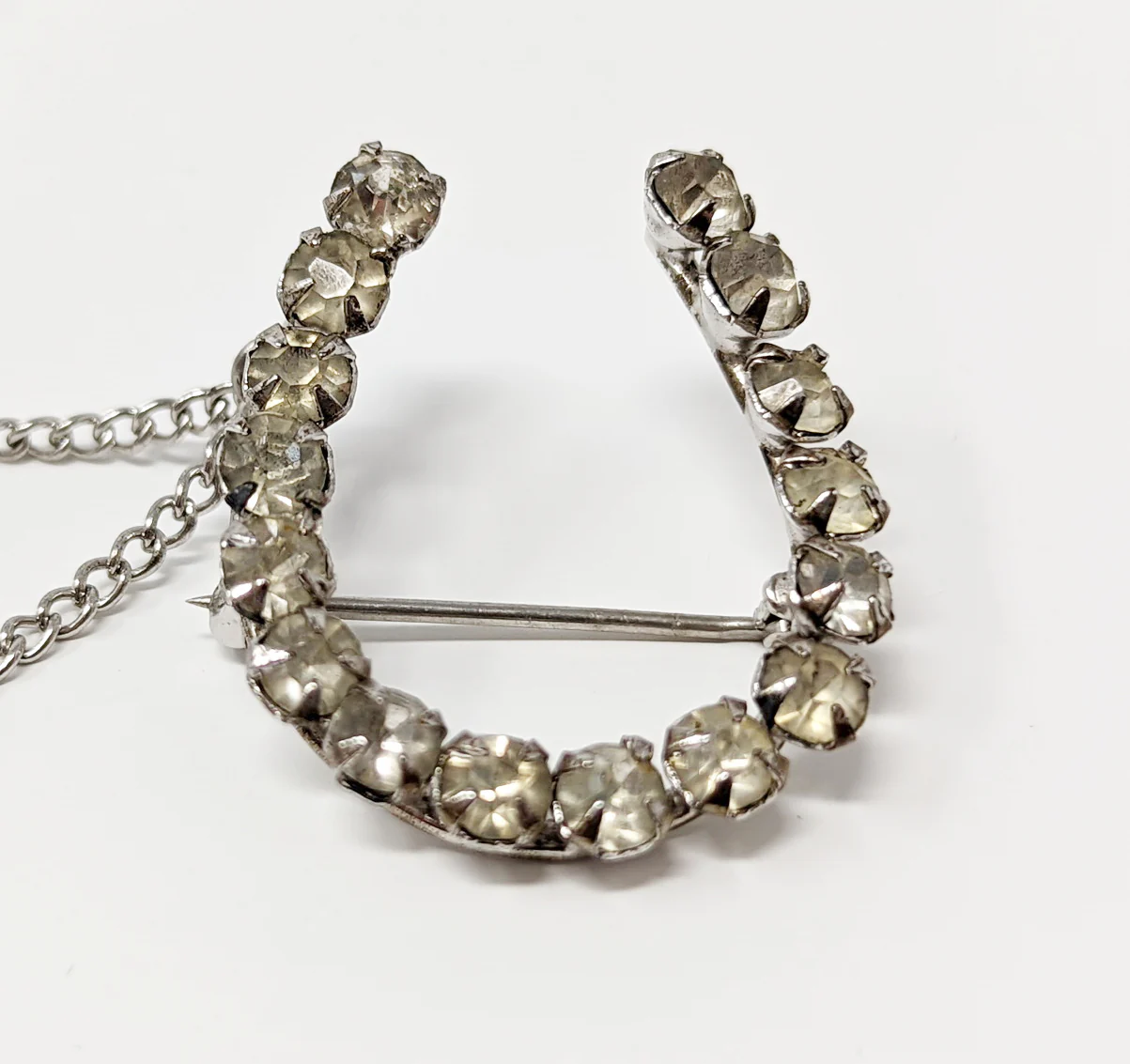 60s Silver Rhinestone Sweater Clip And Earrings Set - Image 4