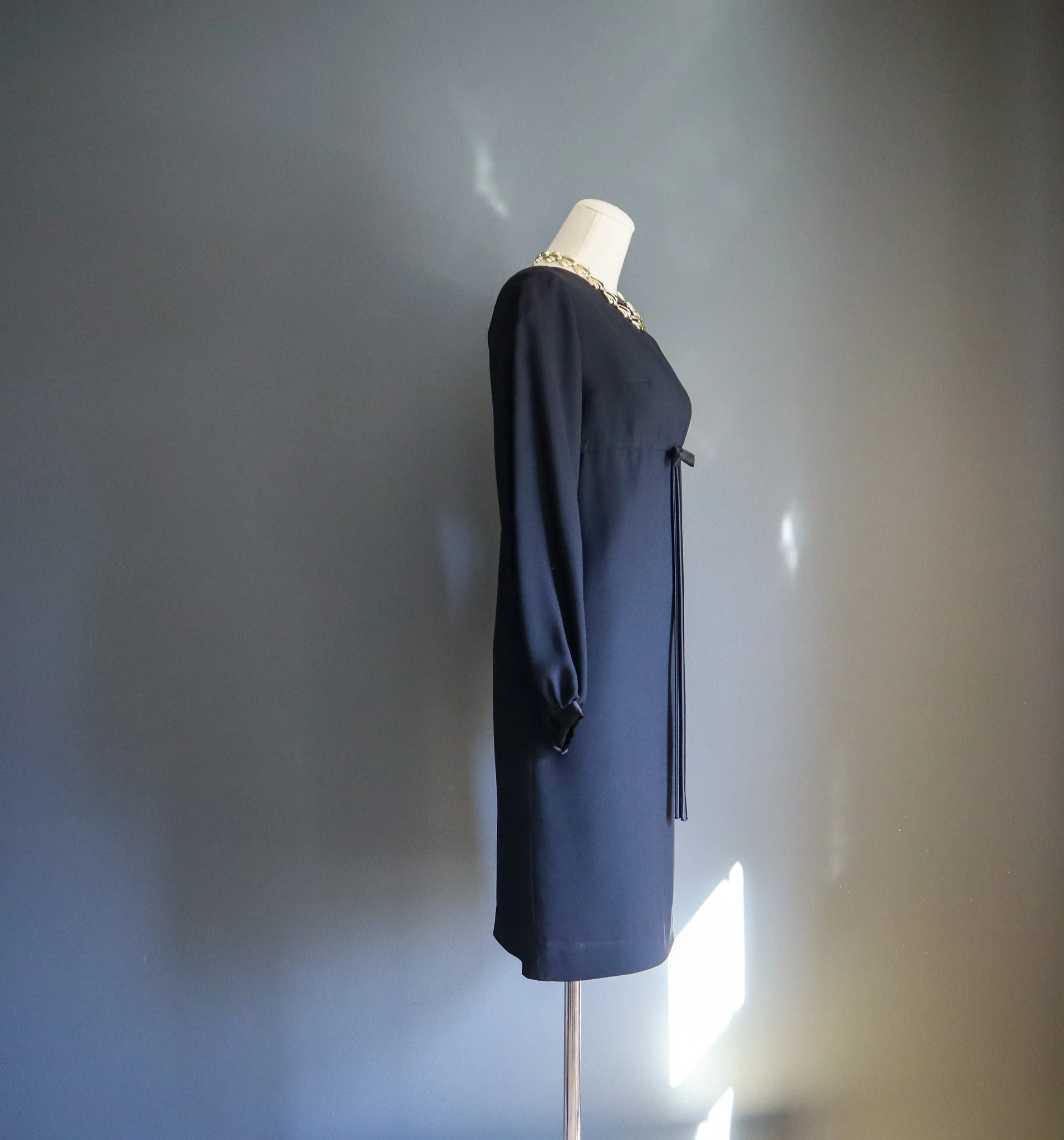 60s Simple Black Rayon Shift With Bow By Stanton Jrs. Petite - Image 4