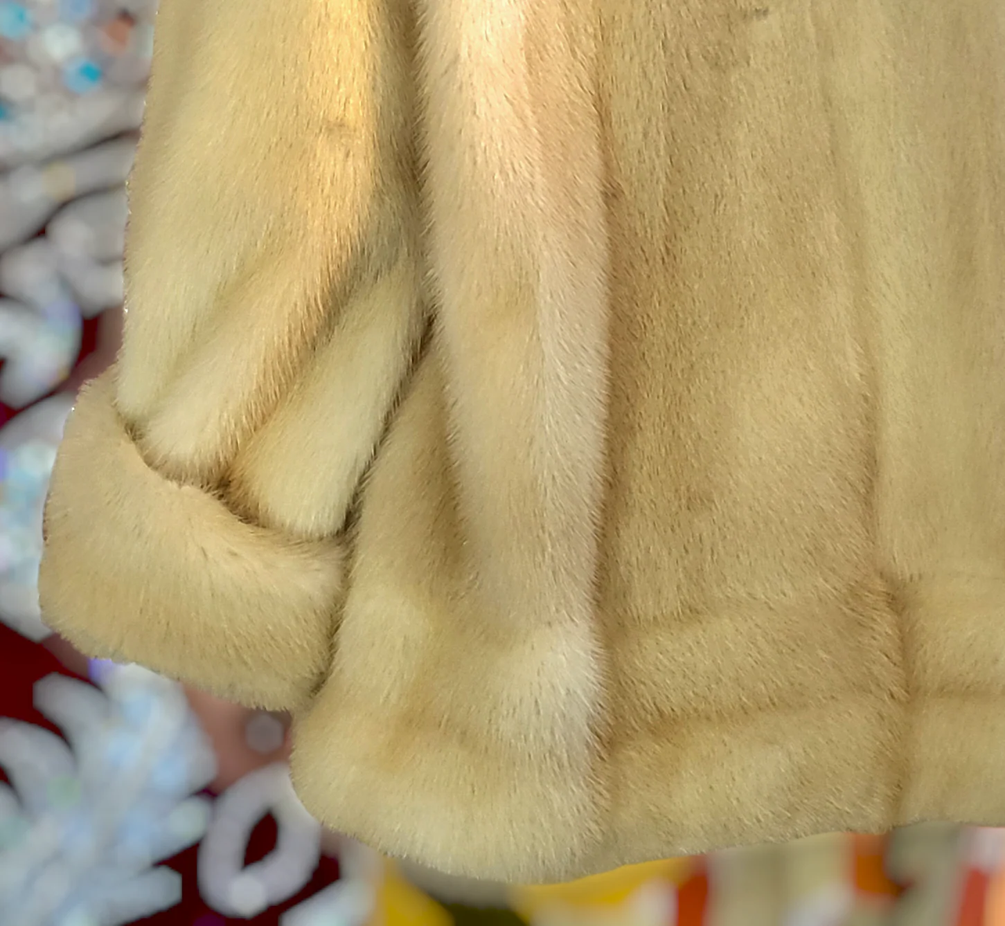 60s Stunning Mod Era Blonde Mink Fur Stroller Coat - Image 8