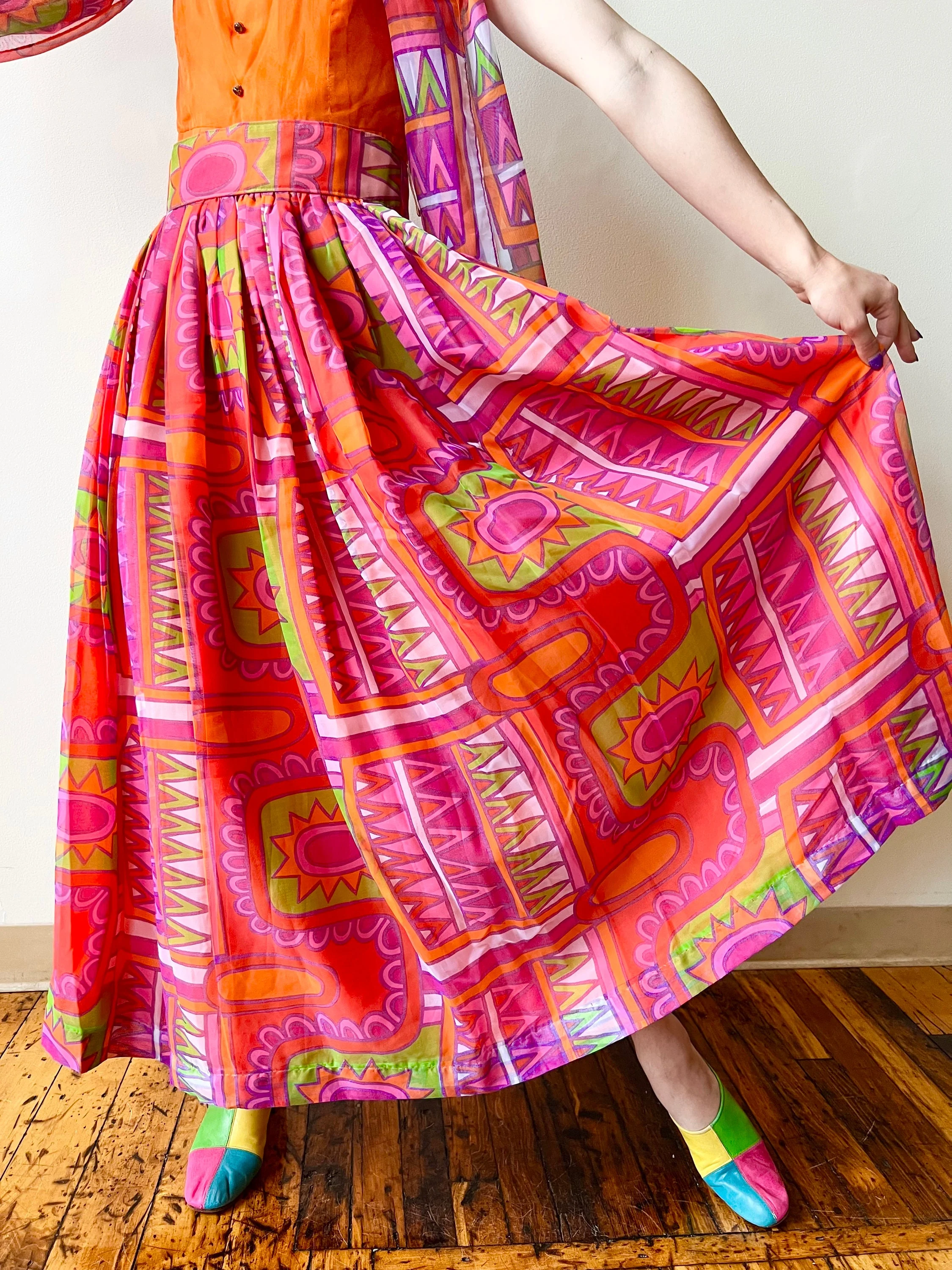 60s Sun Print Psychedelic Maxi Dress with Belt and Scarf - Image 9