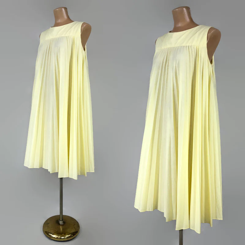 60s Tlc Sale- Vintage Pleated Trapeze Mini Dress - Image 5