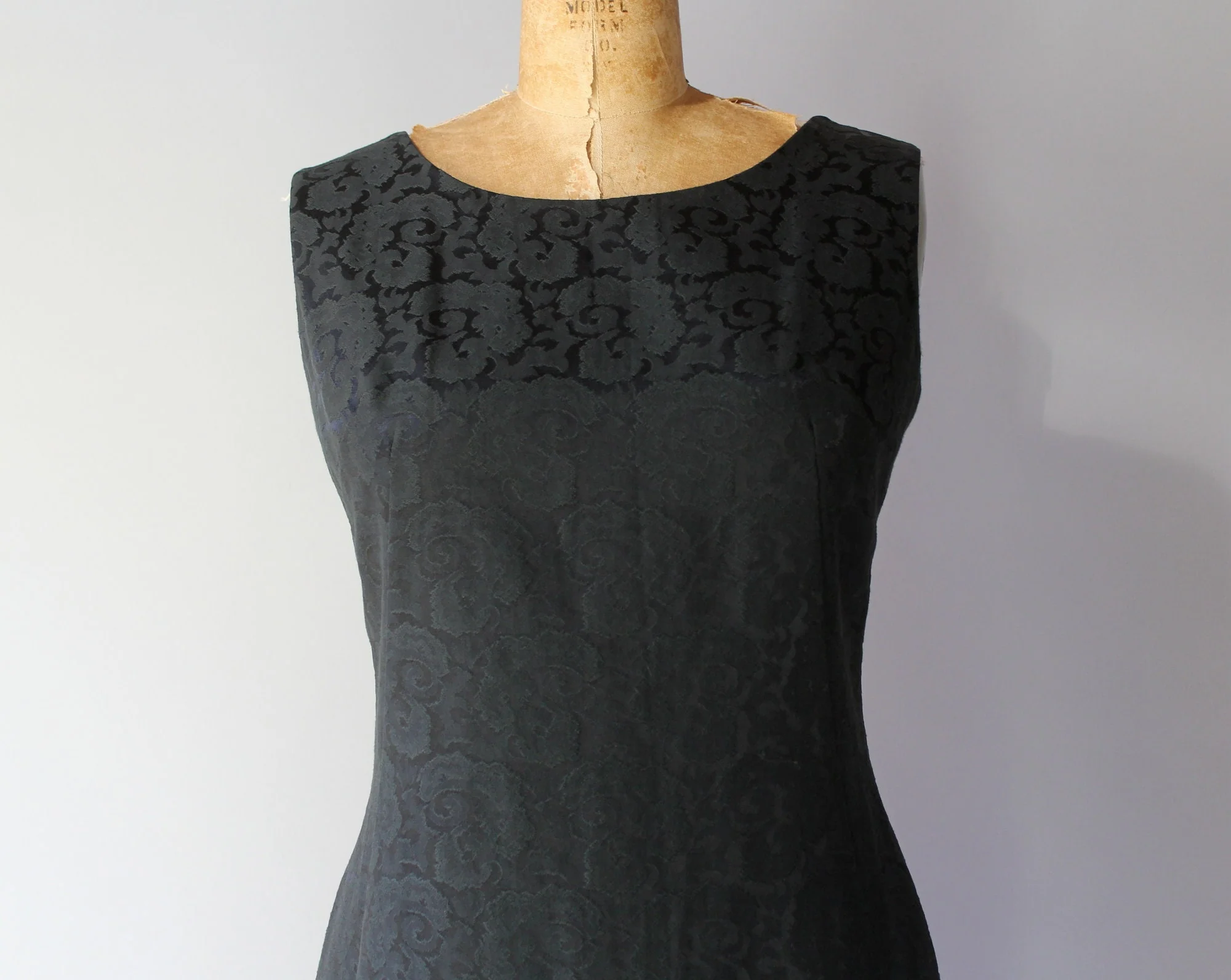 60s Vintage Black Brocade Fun Flounced Hem Cocktail Party Holiday Dress by Miss Donna by Miss Donna - Image 4