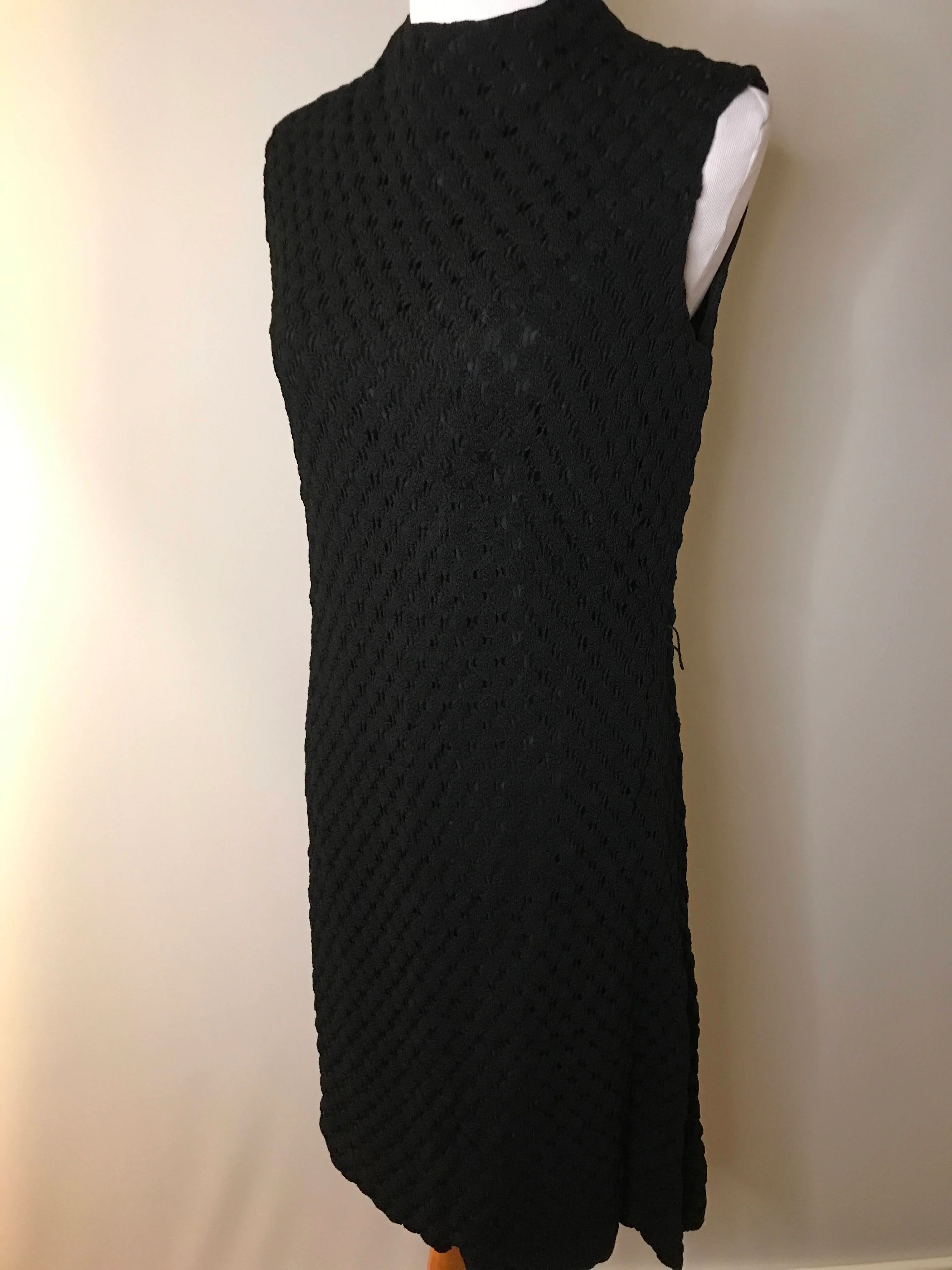 60s Vintage Black Cocktail Party Lace Shift Gogo Dress - Image 4