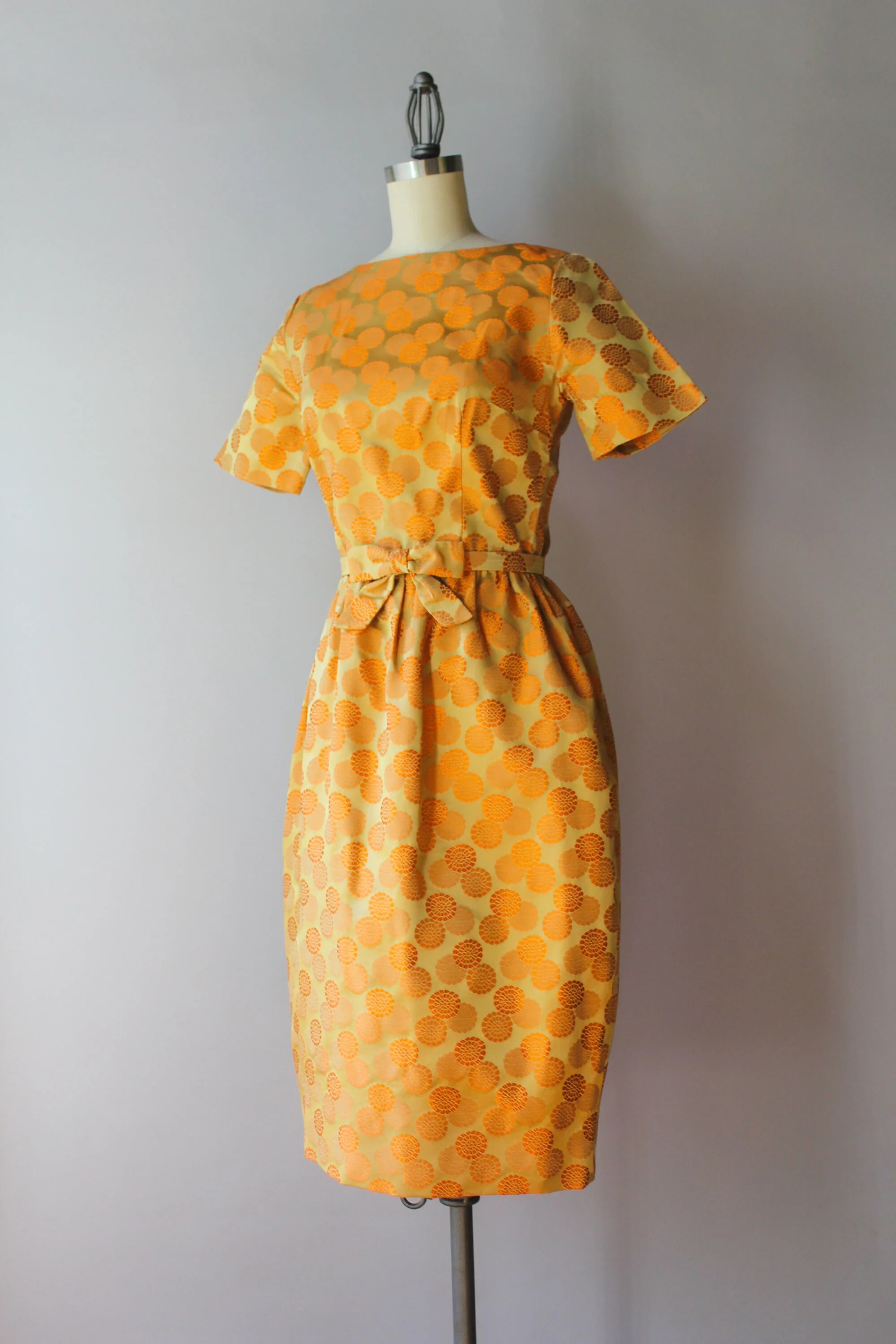 60s Vintage Orange Floral Embroidered Golden Satin Brocade Bateau Neck Cocktail Dress - Image 5