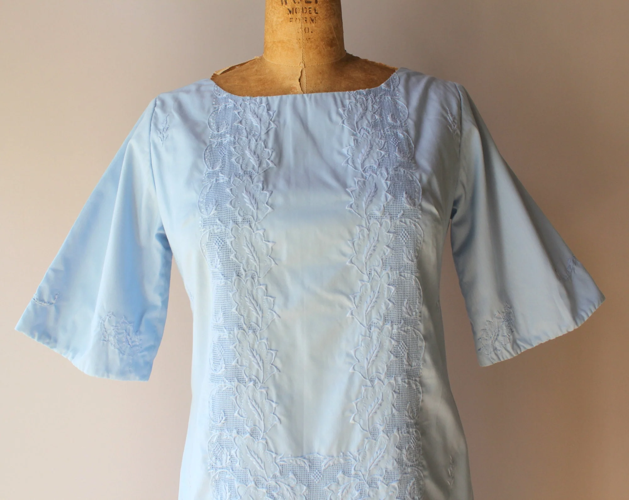 60s Vintage Sky Blue Embroidered and Lined Cotton Day Dress - Image 4