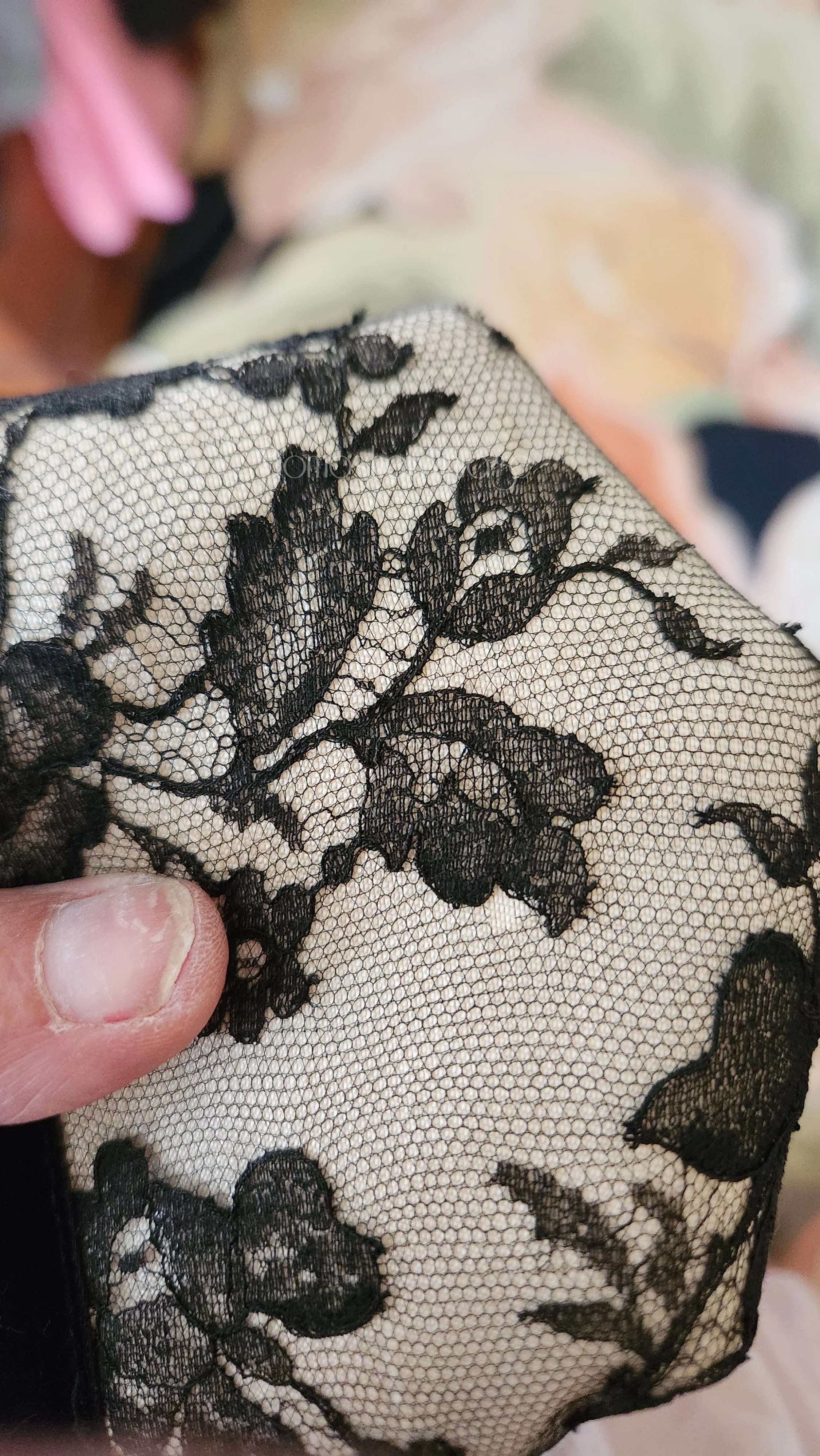 60s White Silk And Black Lace Cocktail Dress By Pat Sandler - Image 6