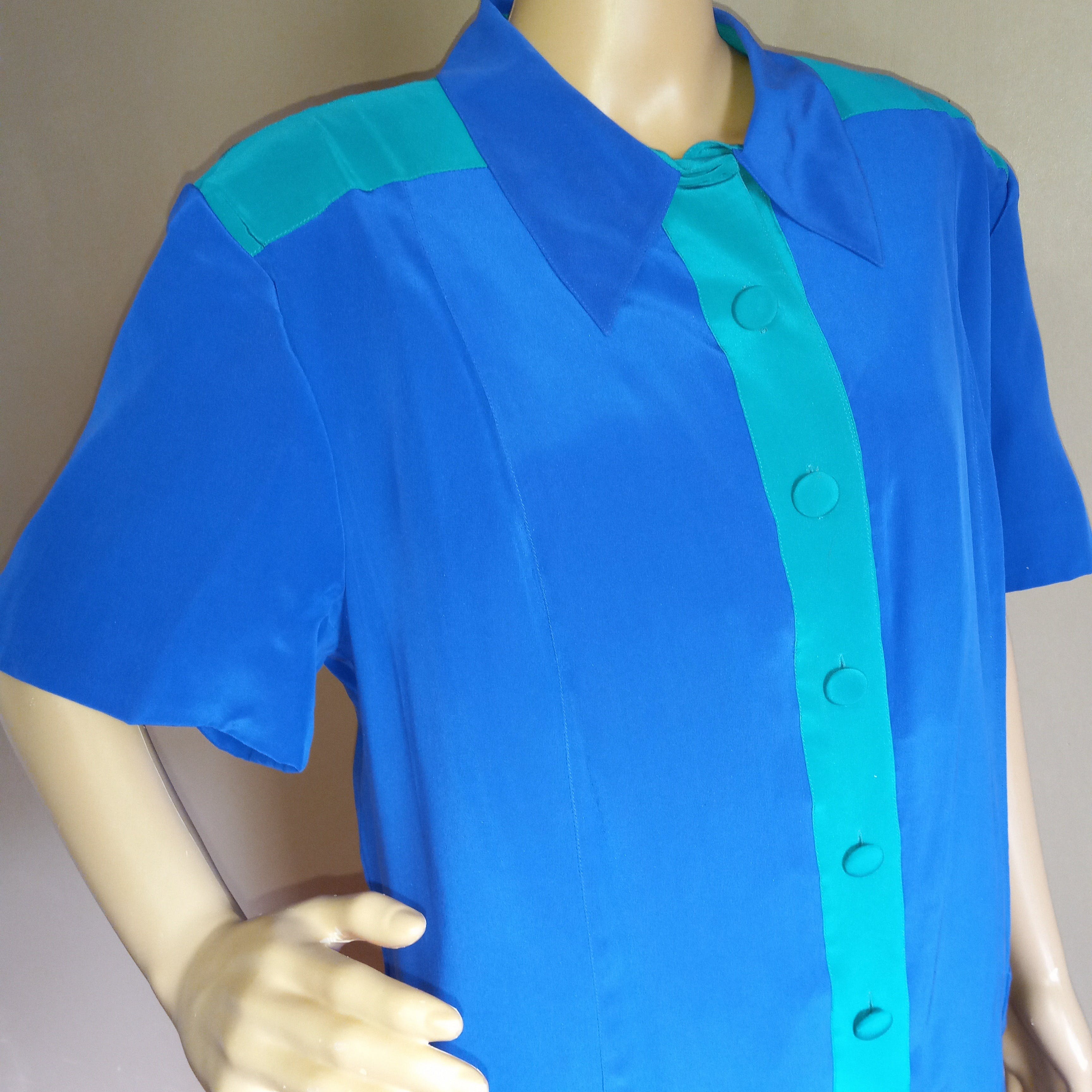 70’s 2 Tone Turquoise Silk Shift Dress by Adrianna Papell - Image 3