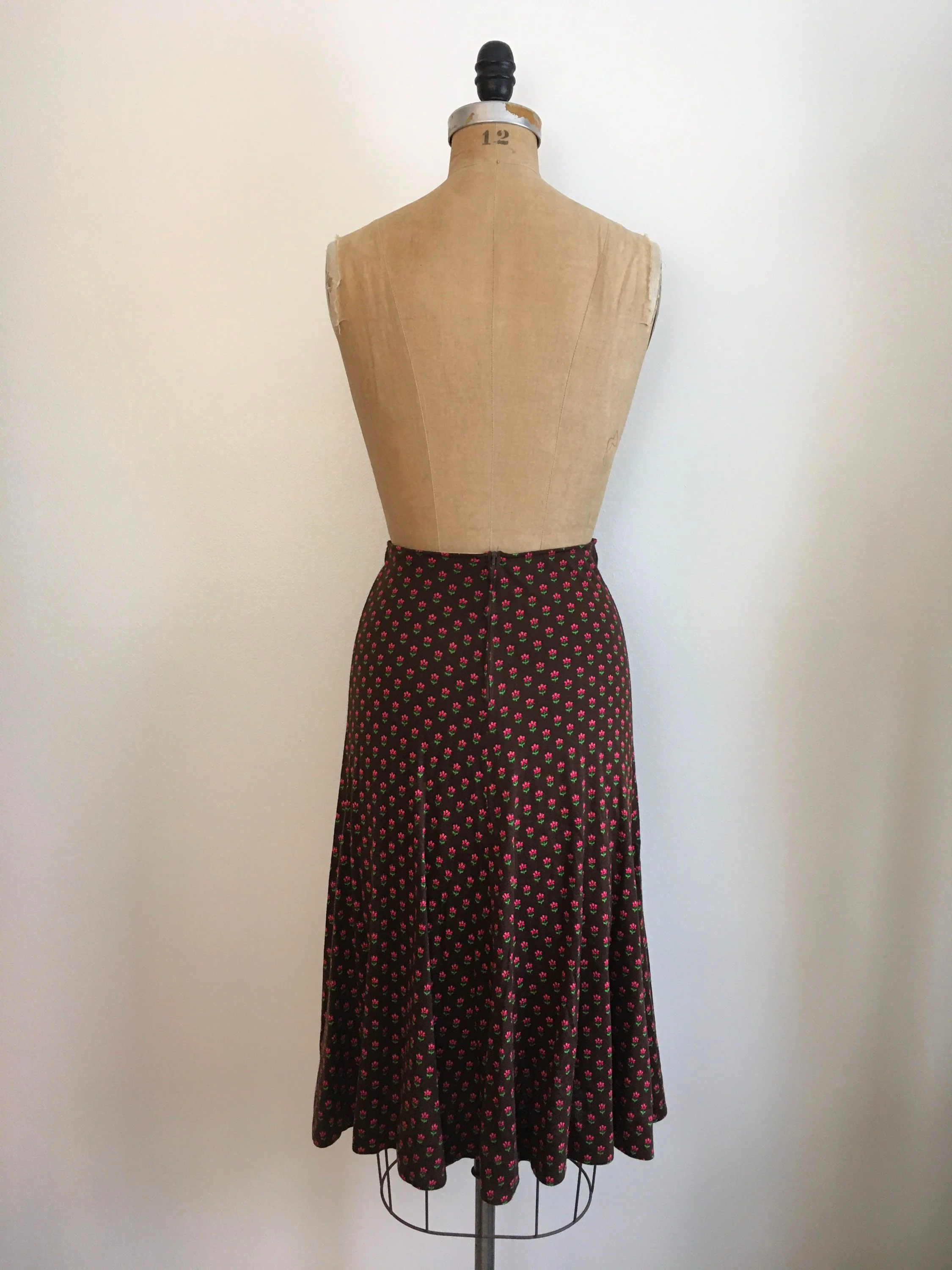 70’s Floral Belt Blouse and Skirt Set by  Diane Von Furstenberg - Image 8