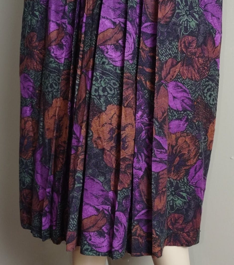 70’s Purple Floral Drop Waist Midi Dress by Act I - Image 4