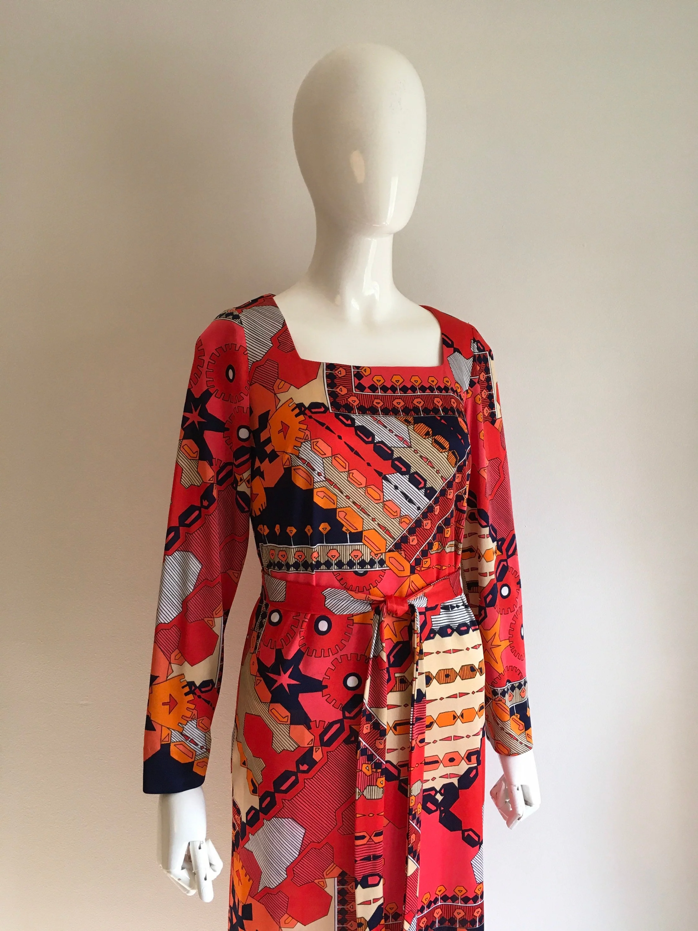 70’s Red Orange Optical Art Long Sleeve Dress by Anne Fogarty - Image 4