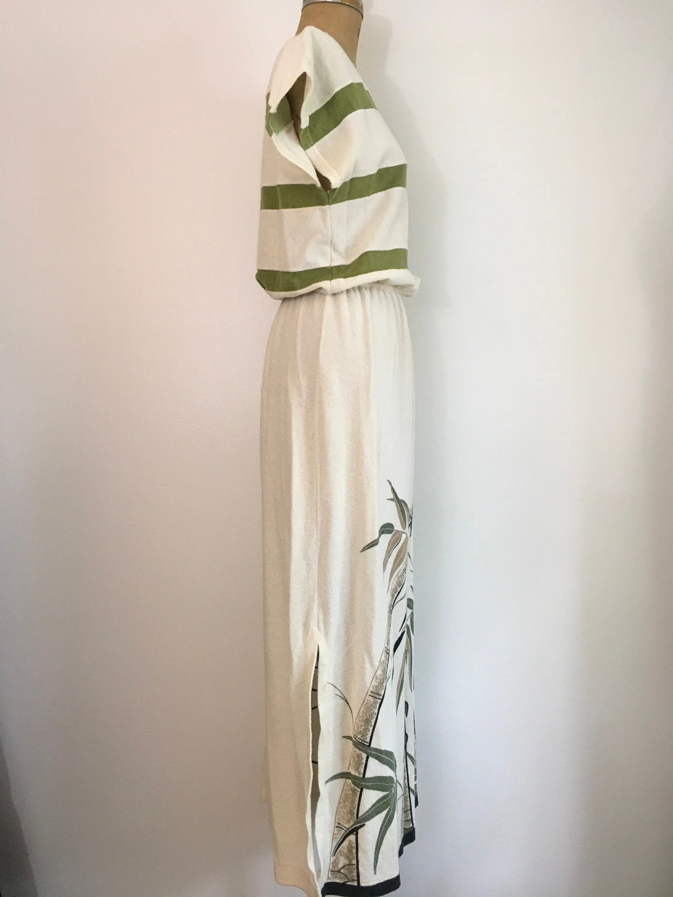 70’s Terry Cloth Bamboo Border Print Maxi Dress by Mafisa - Image 5