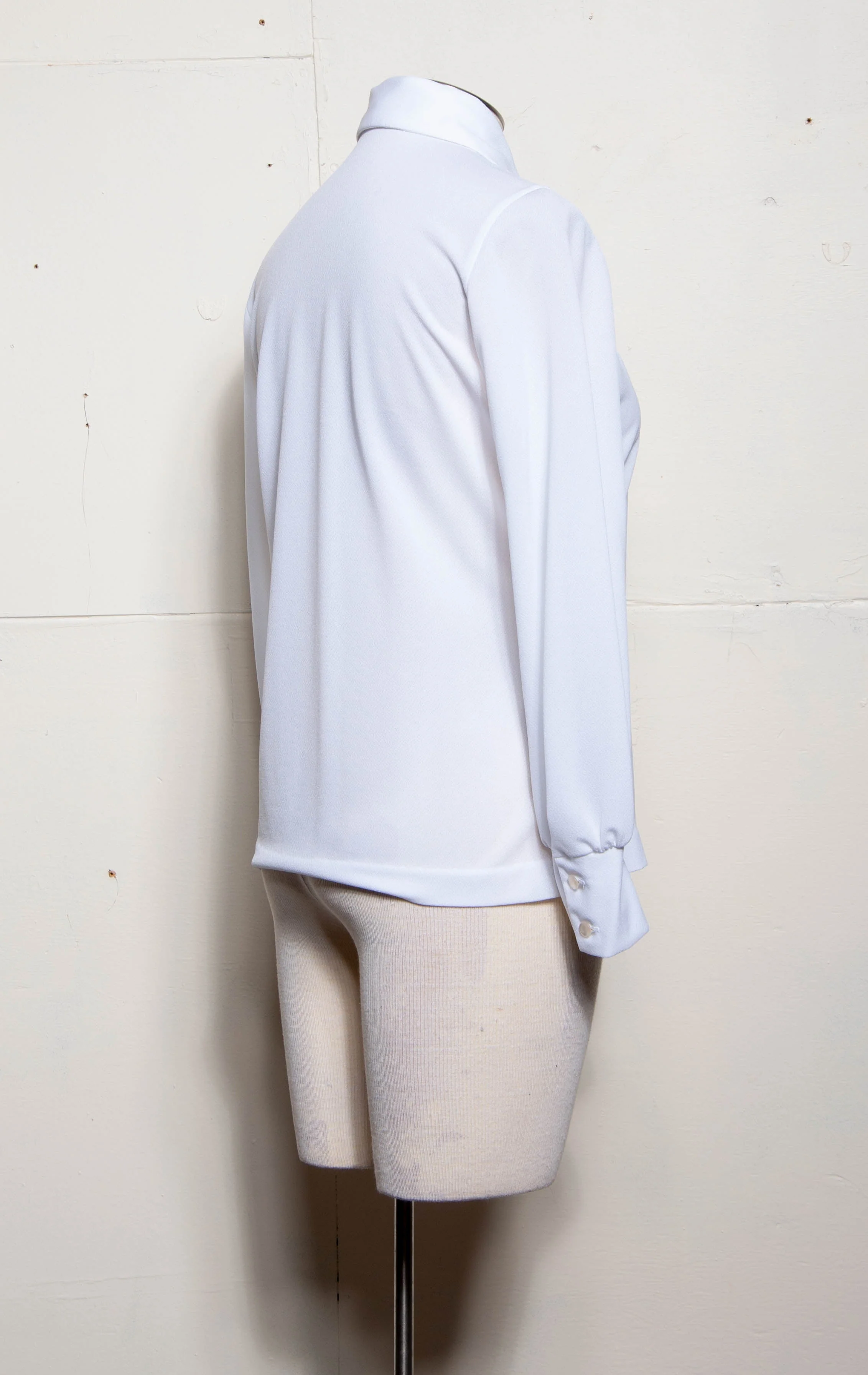 70 White Dagger Collar W Pleated Details Button Down Blouse - Image 5