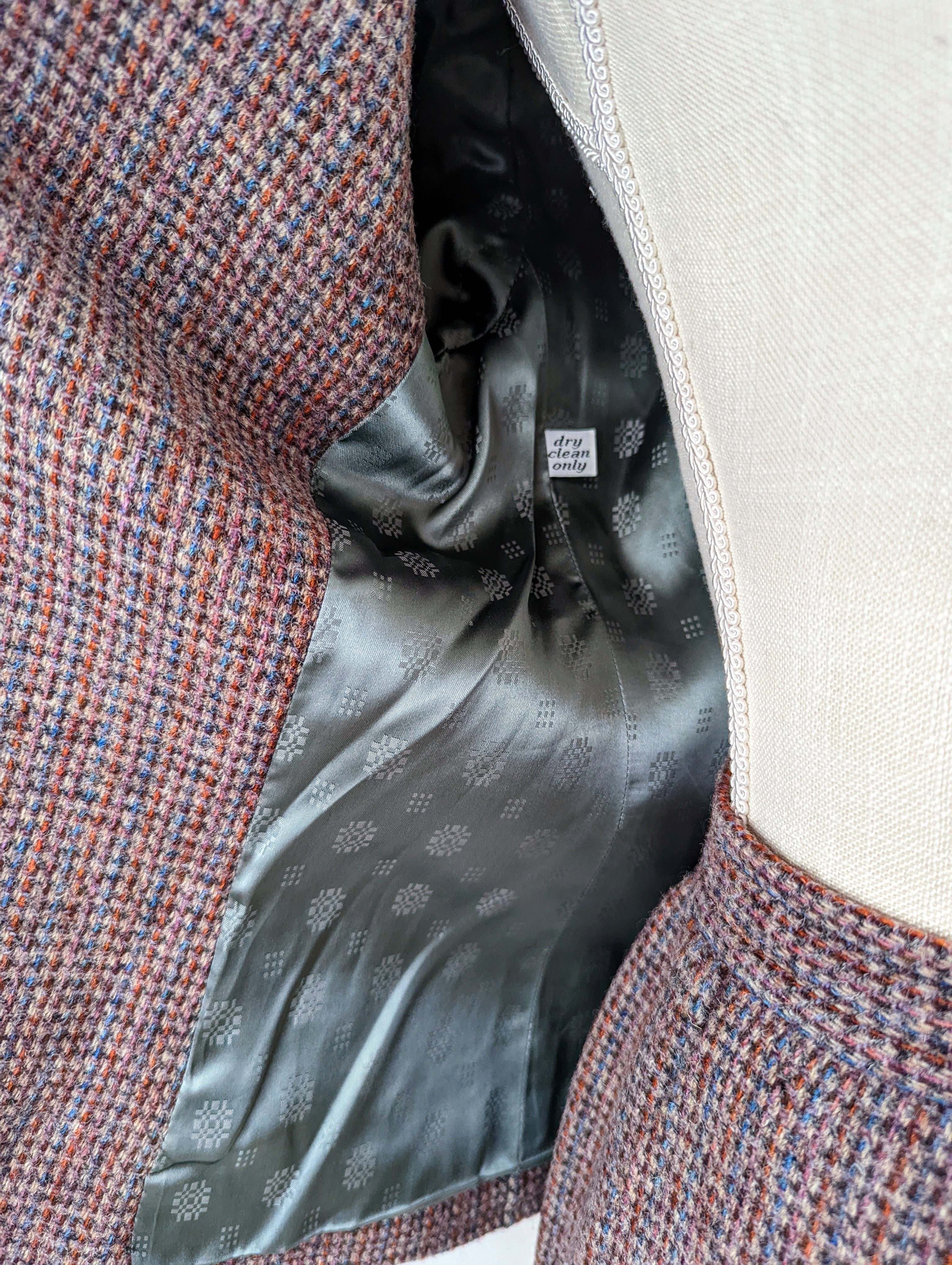 70s 100% Pure Scottish Wool Two Piece Suit Set by Harris Tweed - Image 9