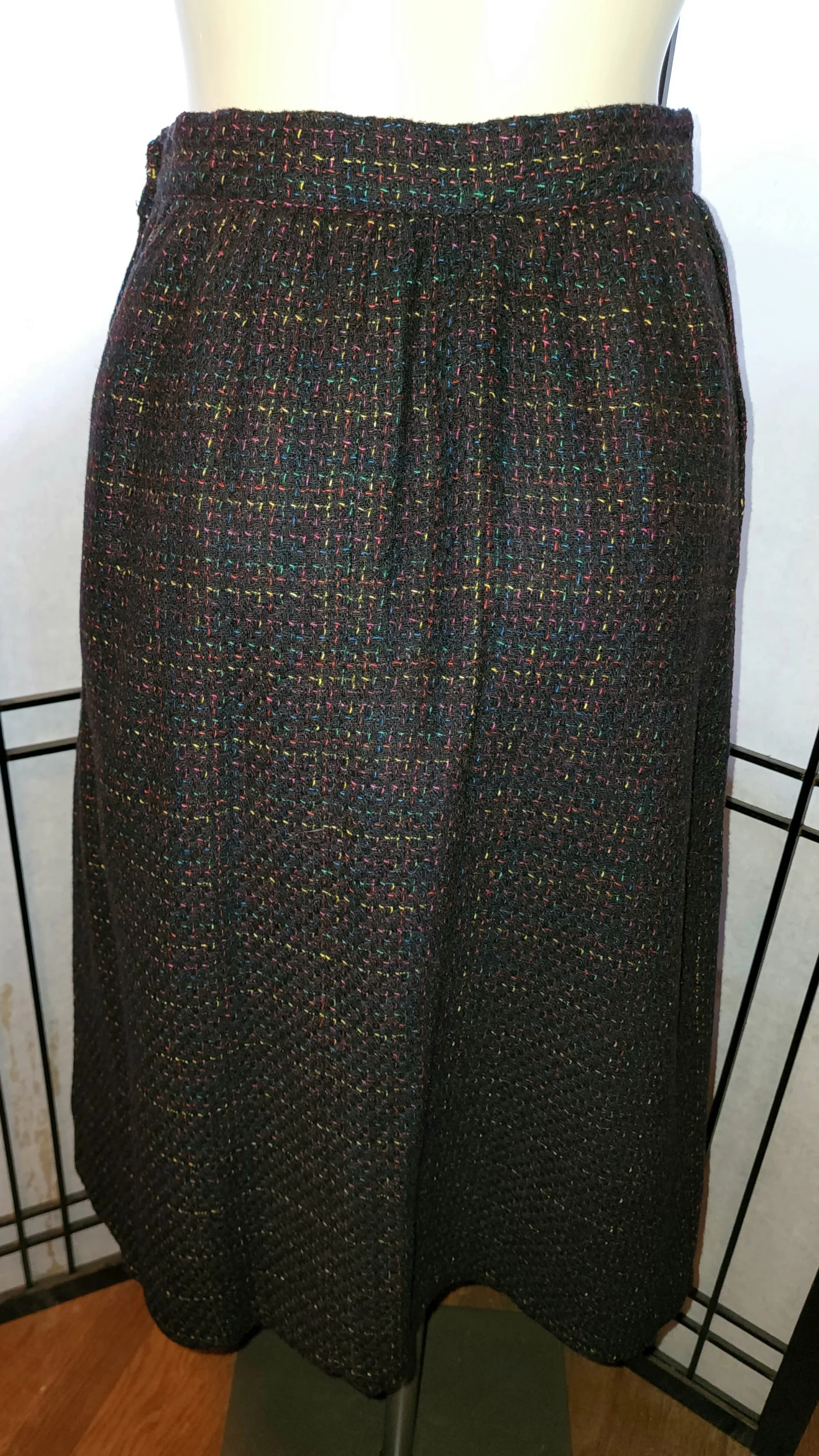 70s 50s Style Classic Nubby Wool Plaid Pencil Skirt by Marina Pappas - Image 4