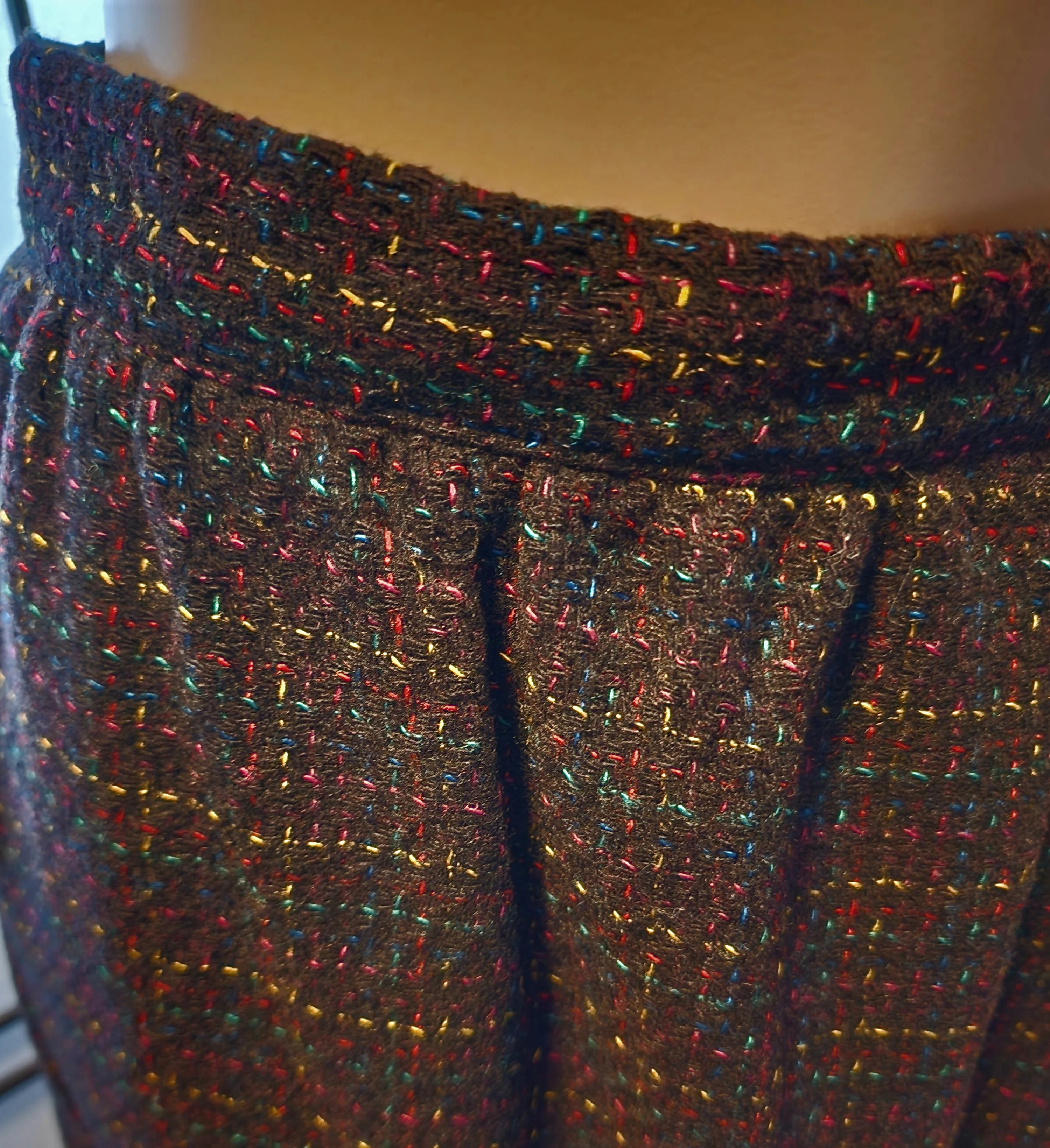 70s 50s Style Classic Nubby Wool Plaid Pencil Skirt by Marina Pappas - Image 5