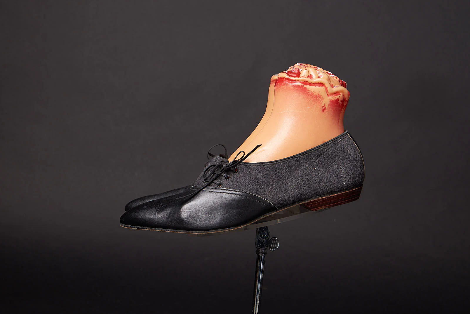 70s Mod Felt And Leather Flats Shoes - Image 4
