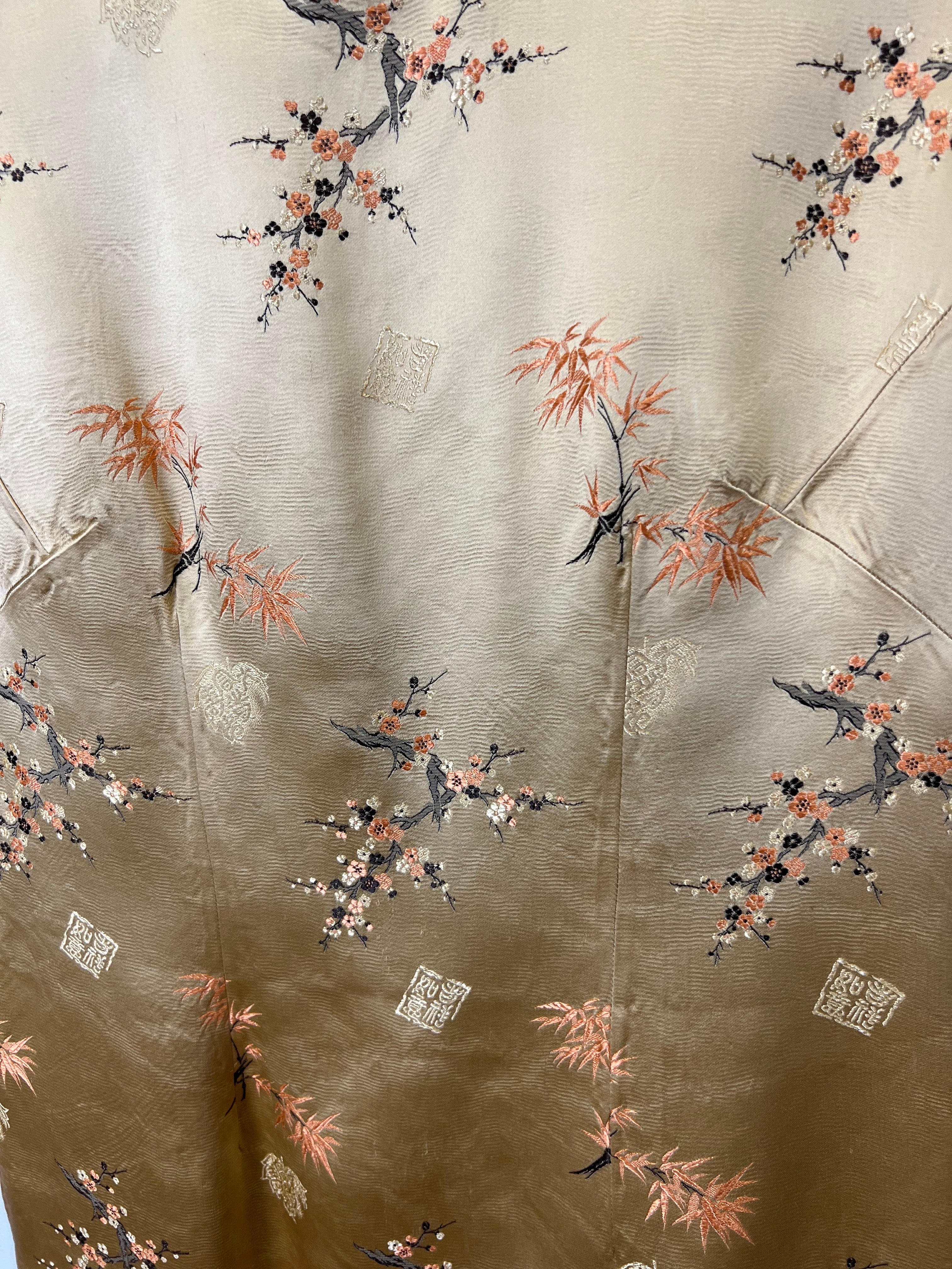 70s 70s Women’s Gold Silk Cheongsam Dress Set - Image 12