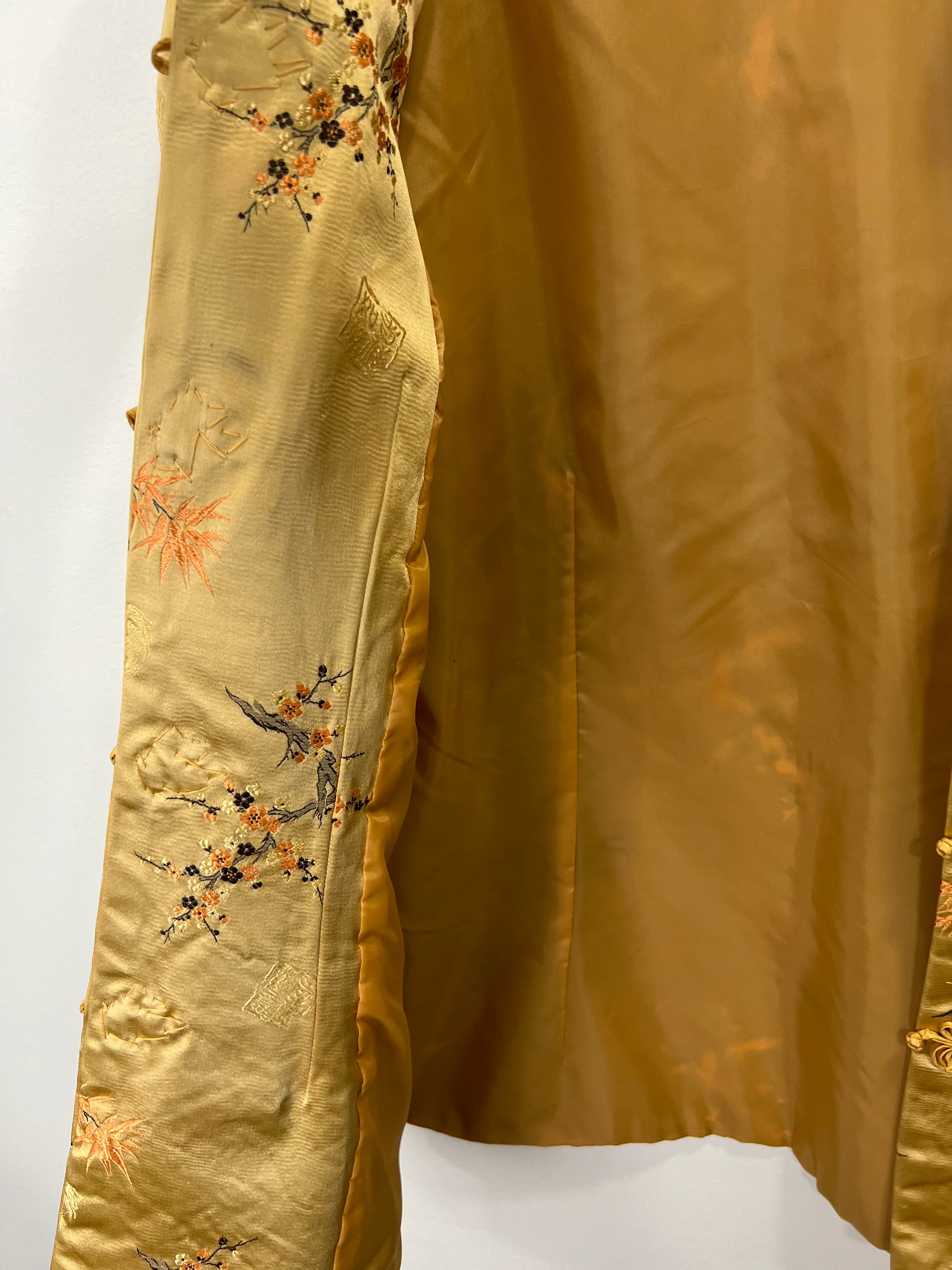 70s 70s Women’s Gold Silk Cheongsam Dress Set - Image 16