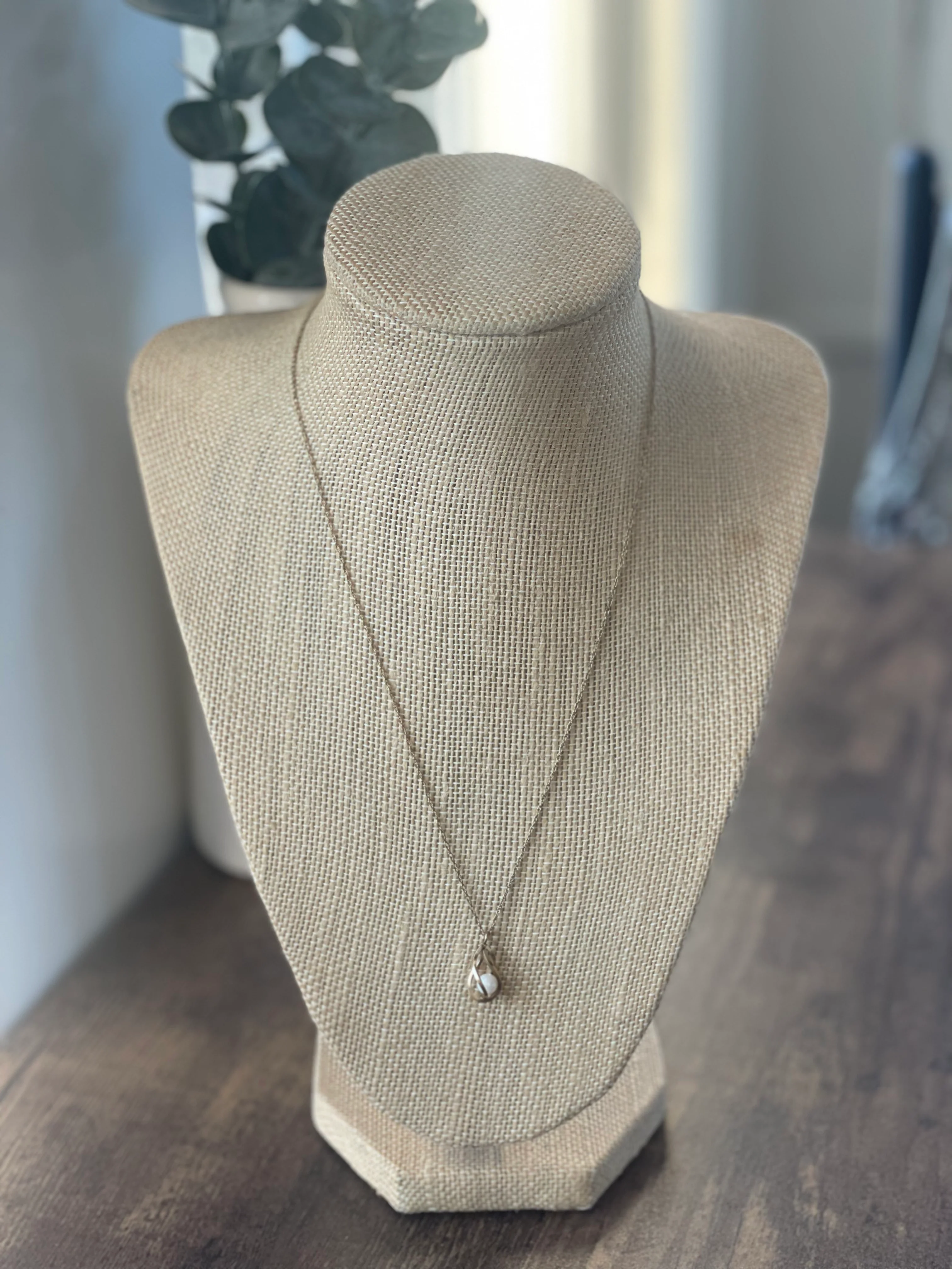 70s/80s 14k Gold Filled Chain With Pearl Pendant - Image 4