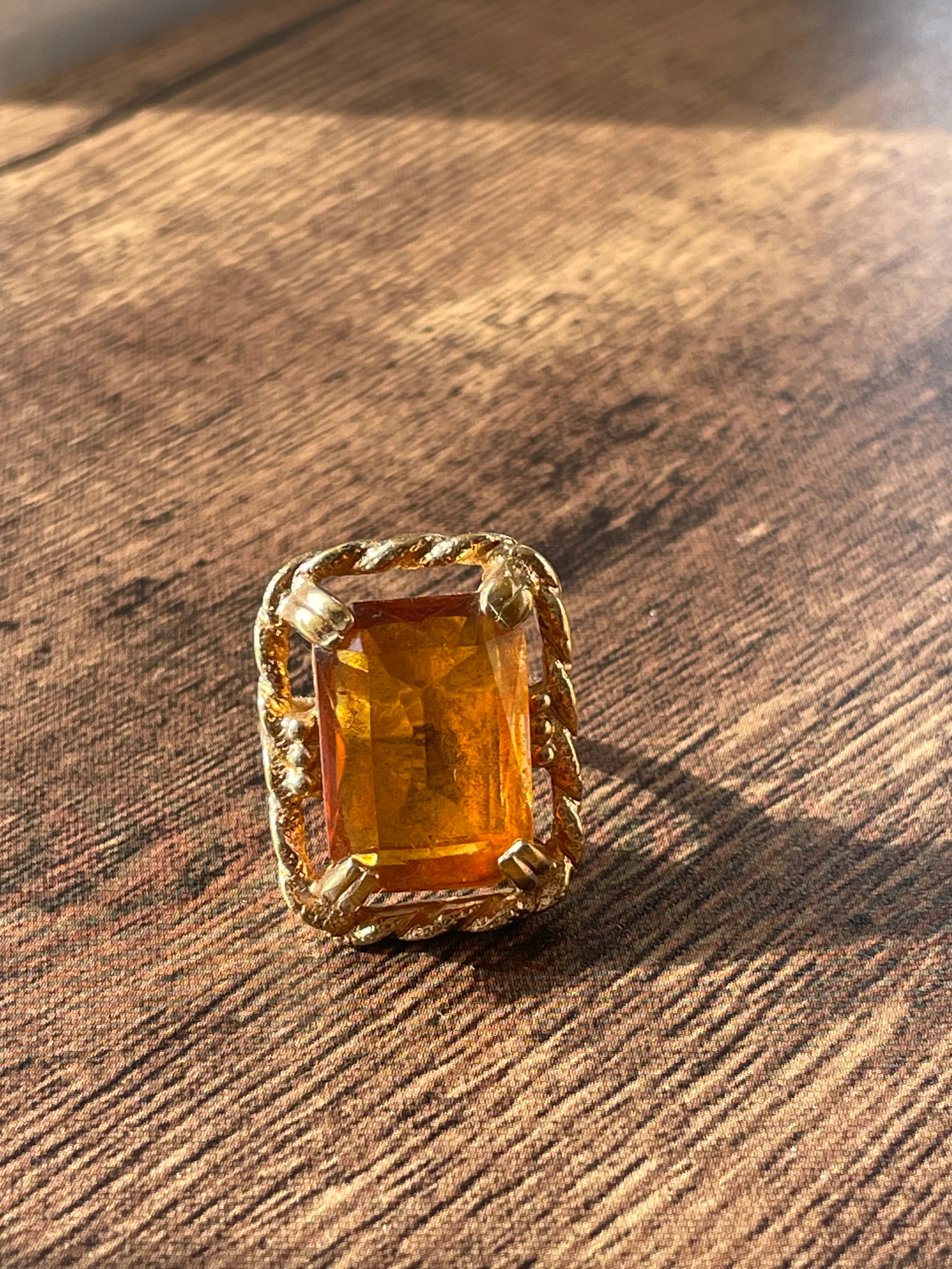 70s/80s Amber Rhinestone Adjustable Cocktail Ring By Sarah Coventry - Image 8