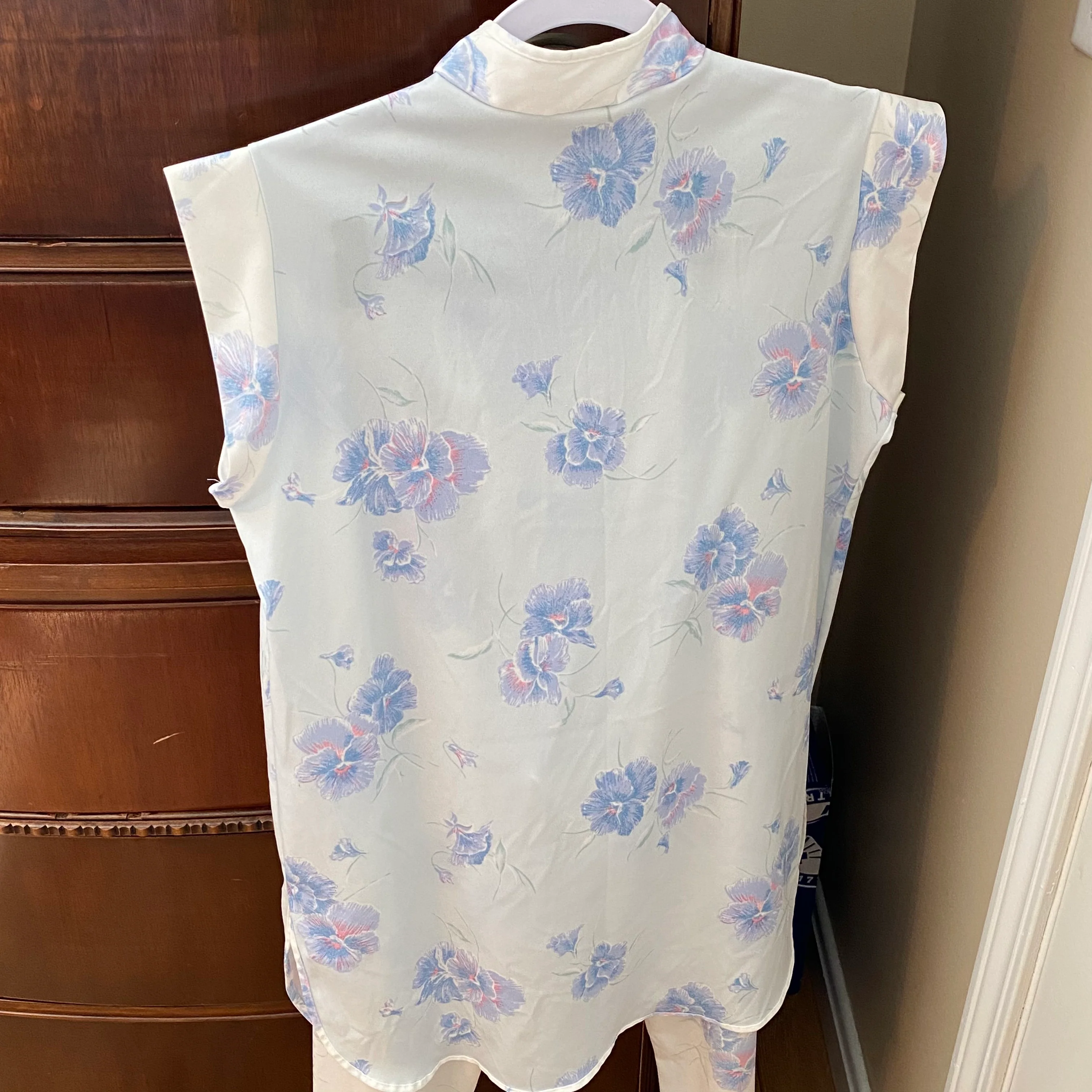 70s/80s Inspired Floral Pajama Set by Monique - Image 10