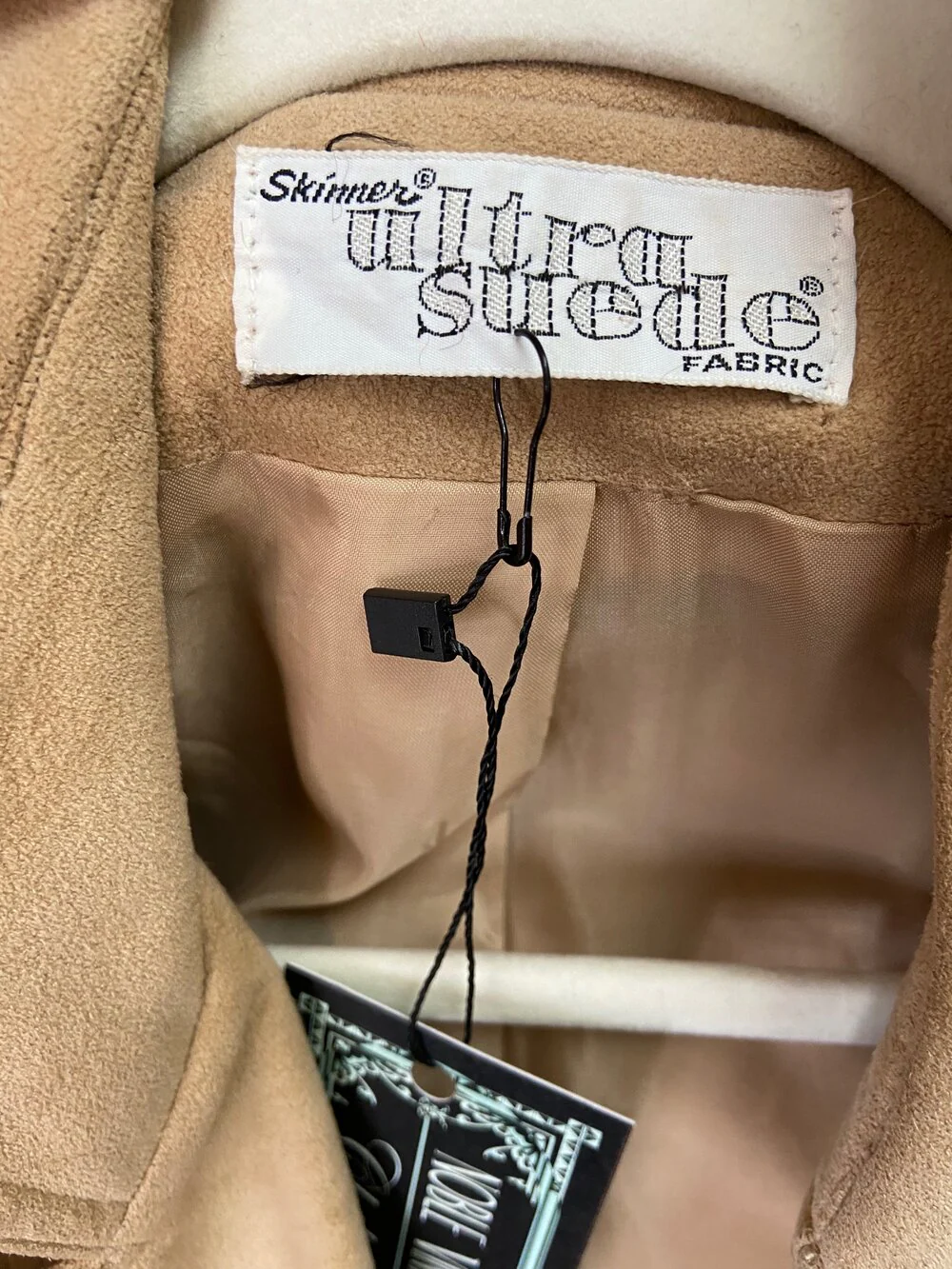 70s/80s Beige Ultrasuede Trenchcoat Xs/s By Skinner Ultrasuede - Image 6