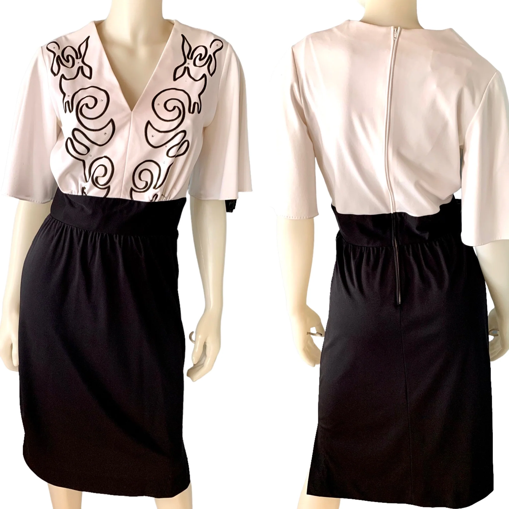 70s/80s Black And White Swirl Print V-neck Sheath Dress By Alfred Shaheen - Image 11