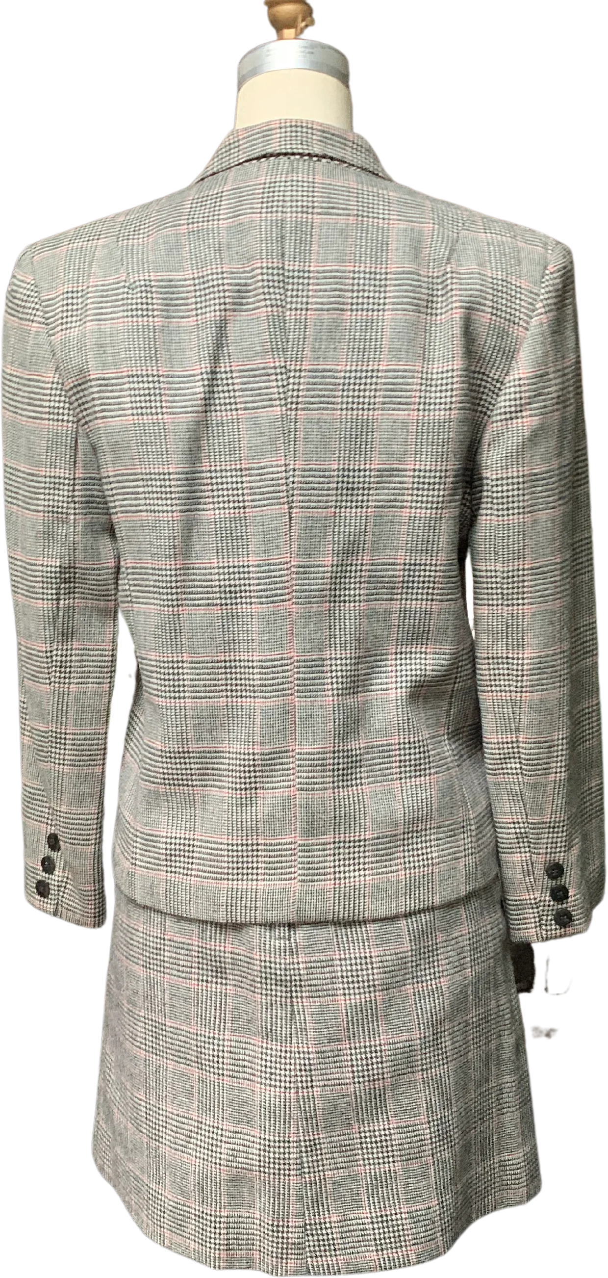 70s/80s Black Beige Wool Houndstooth Plaid Skirt Suit By The Villager - Image 2