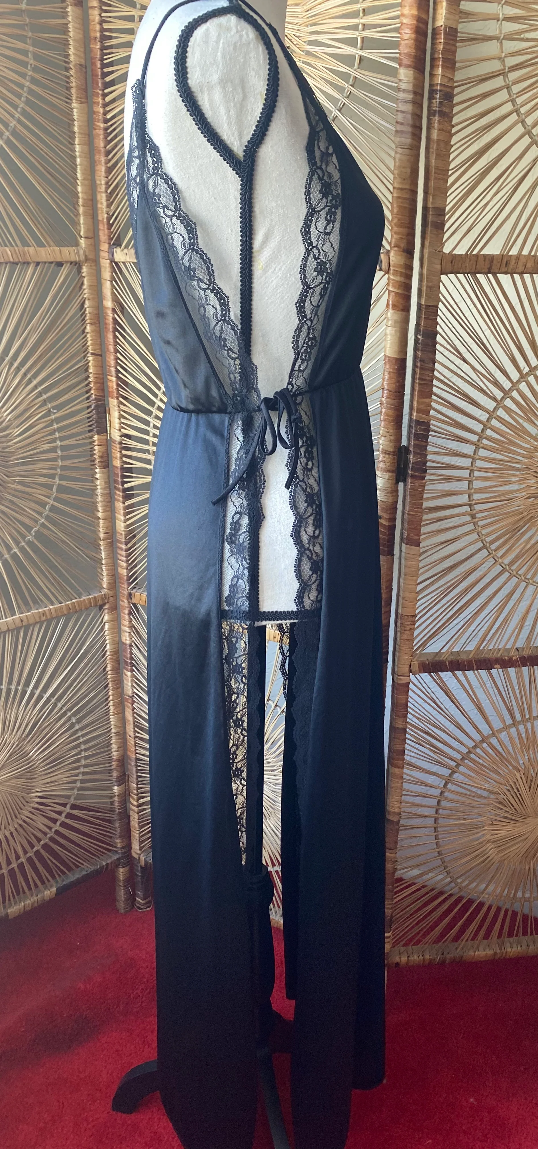 70s/80s Black Lace Nylon Lounge Dress With Open Sides By Sears - Image 3
