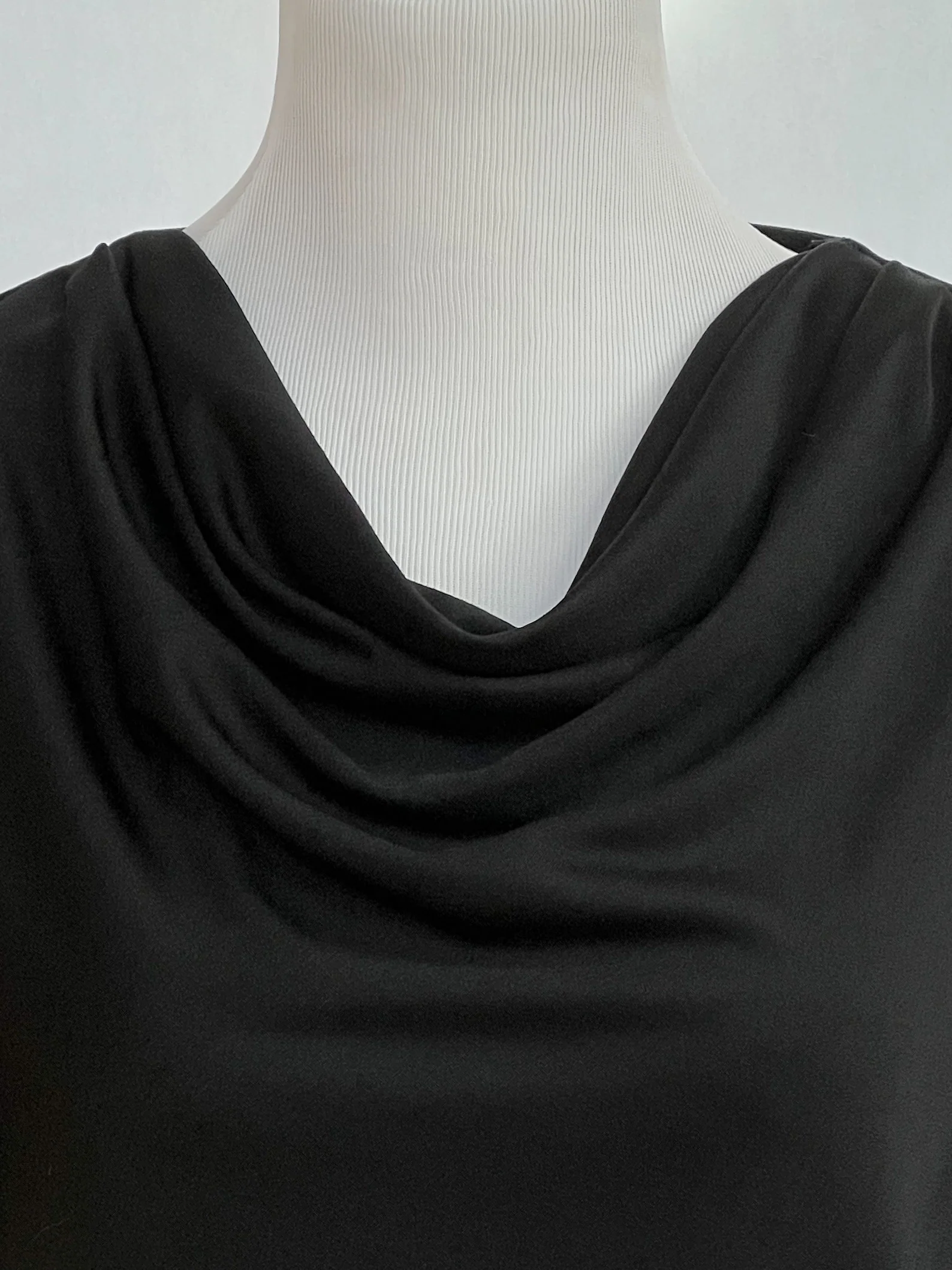 70s/80s Black Short Sleeve Cowl Neck Dress By Strait Lane - Image 4