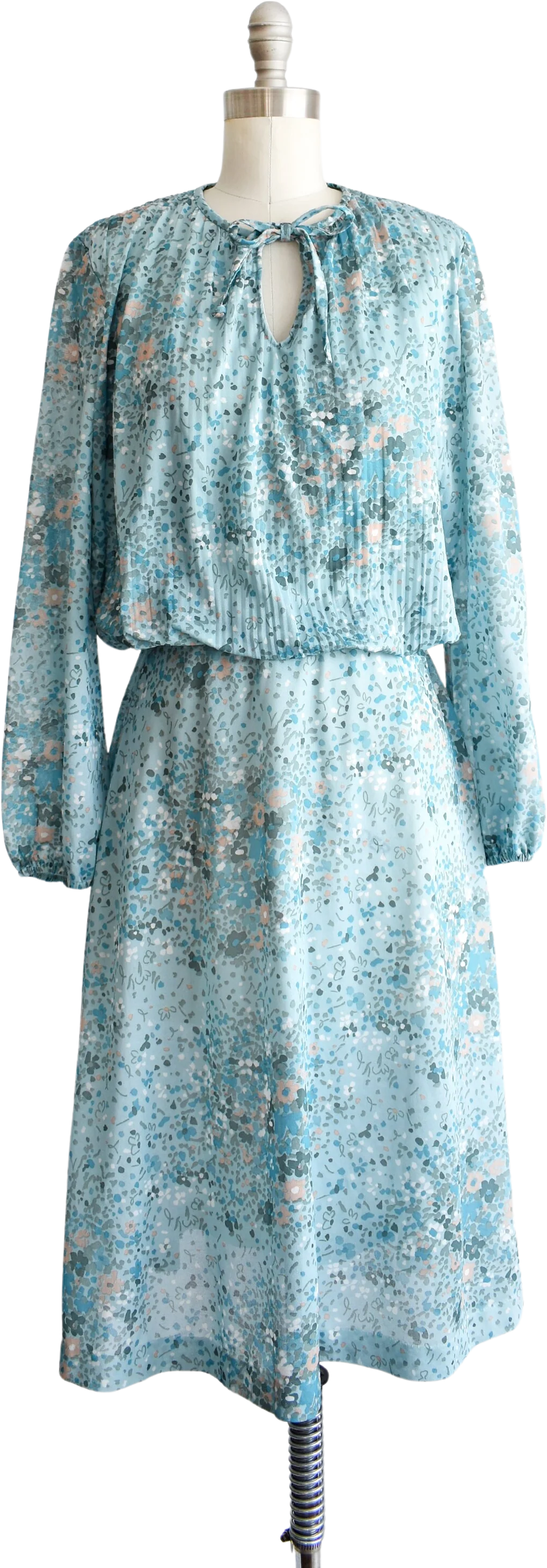 70s 80s Blue Floral Dress Vintage Dress Light Blue Floral Print Keyhole Blouson Dress, Medium by Sue Brett
